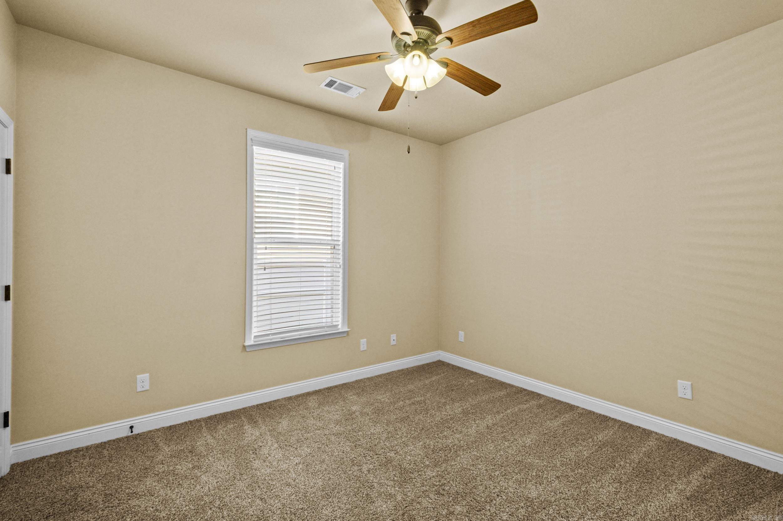 304 Prospect Park Loop Property Photo 29