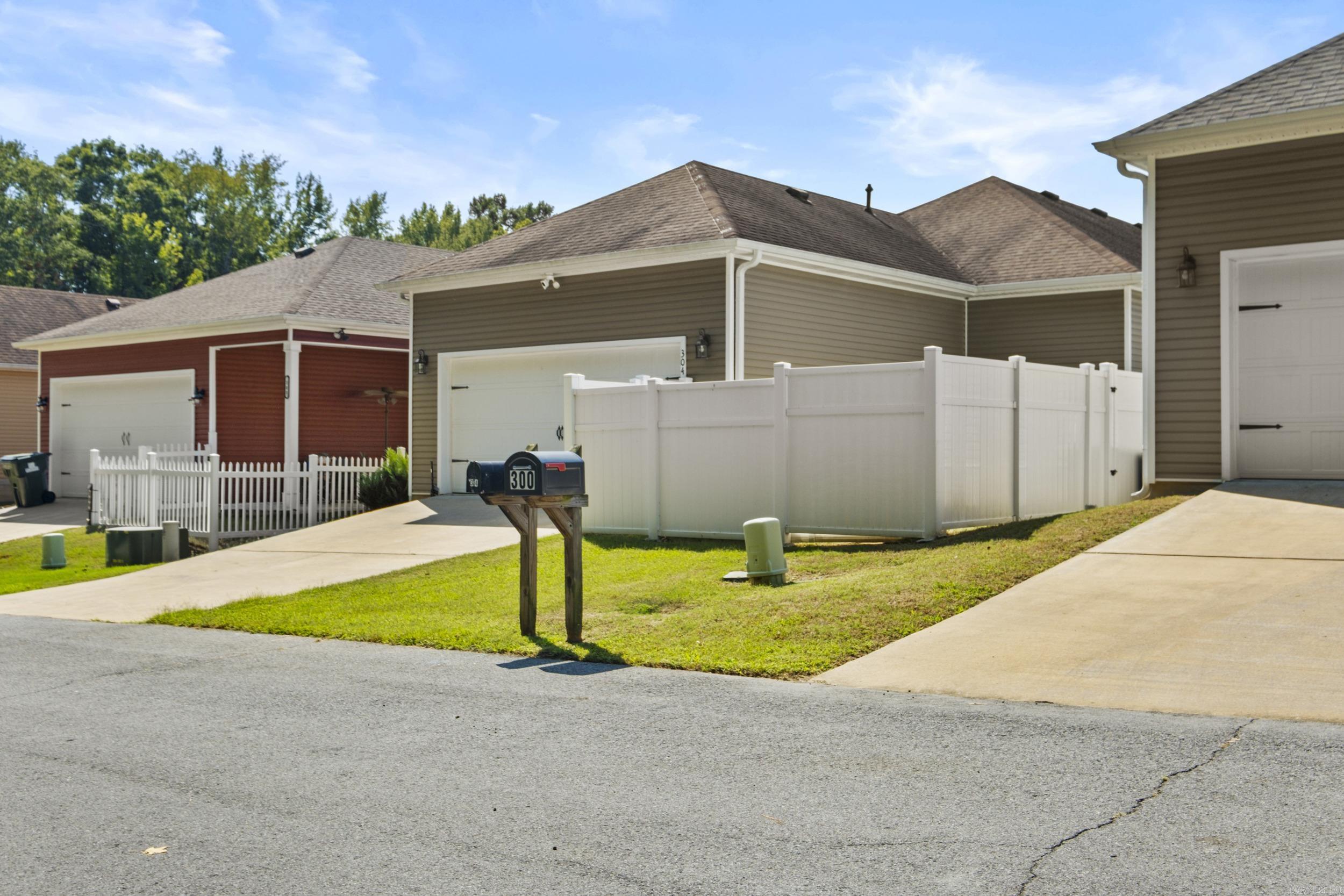 304 Prospect Park Loop Property Photo 36