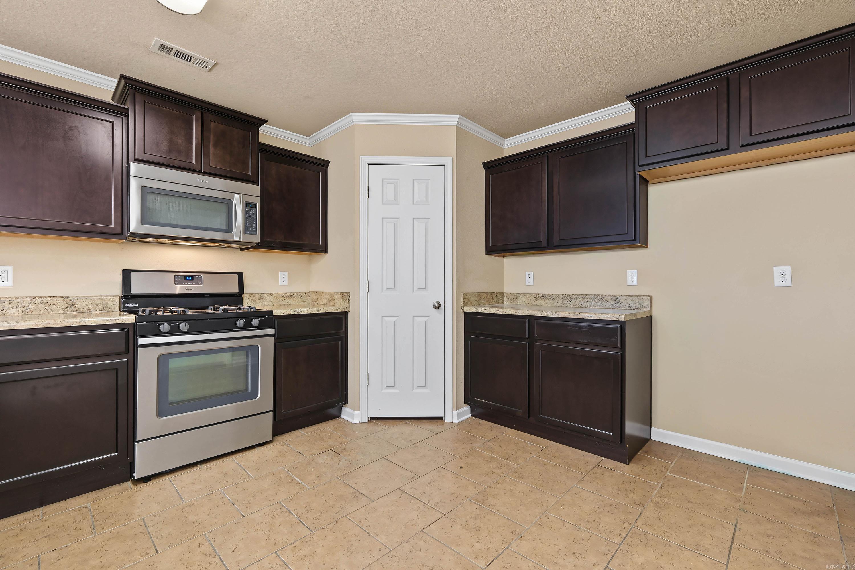 5432 Trammel Estates Drive Property Photo 9