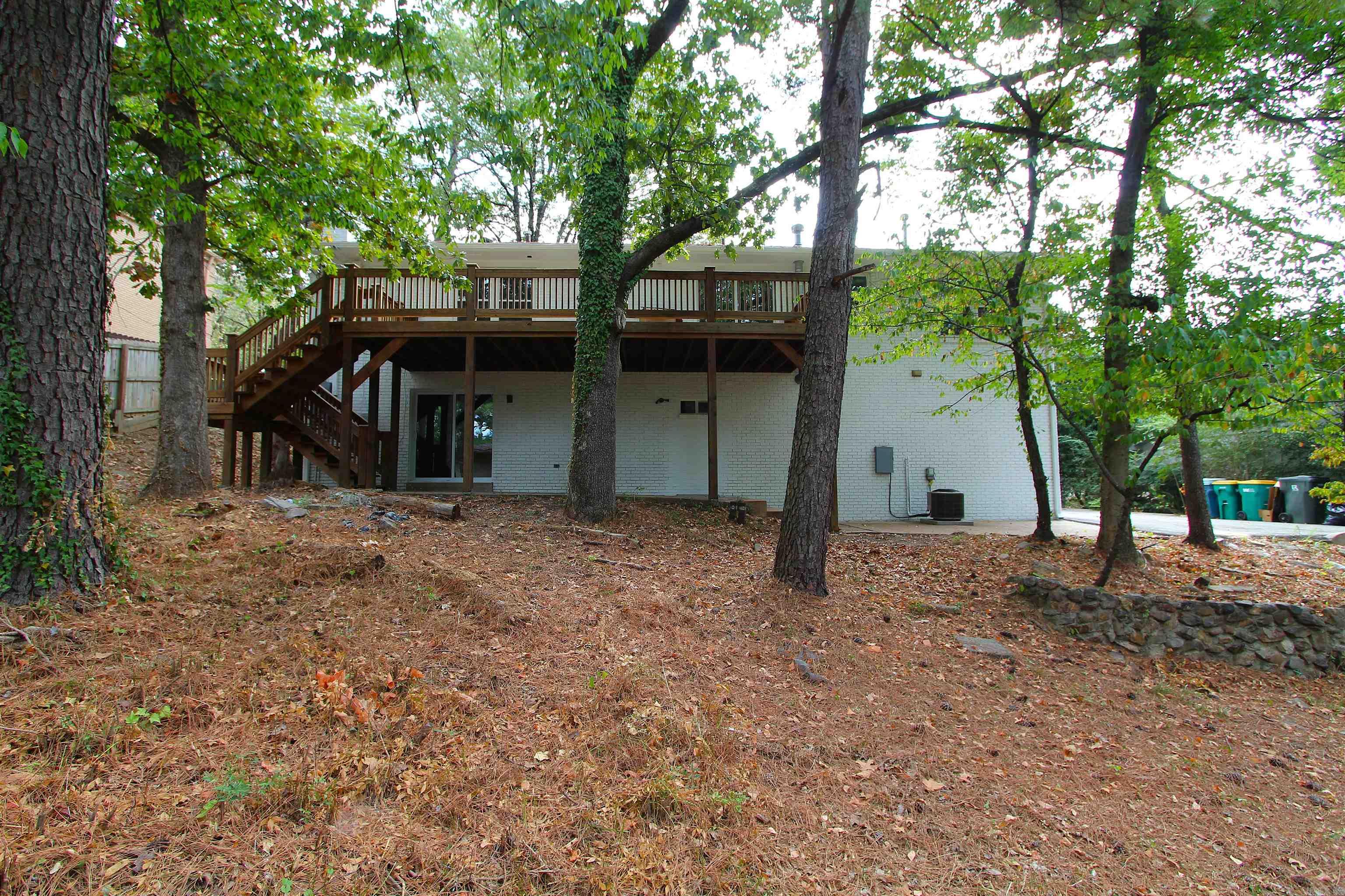 1722 Alberta Dr Property Photo 34