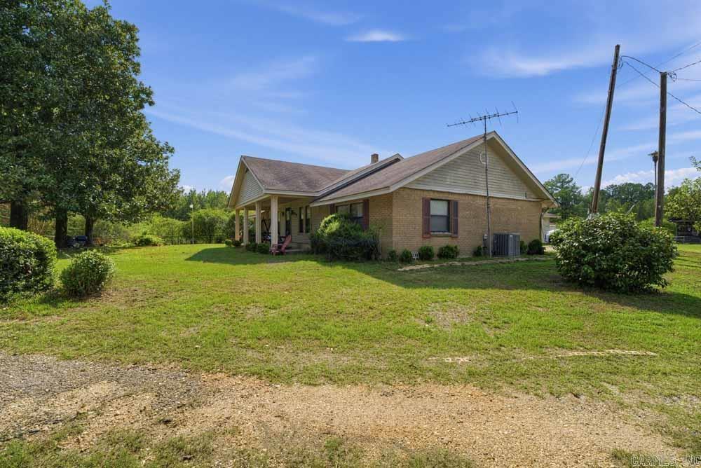146 Dallas 401 Property Photo 4