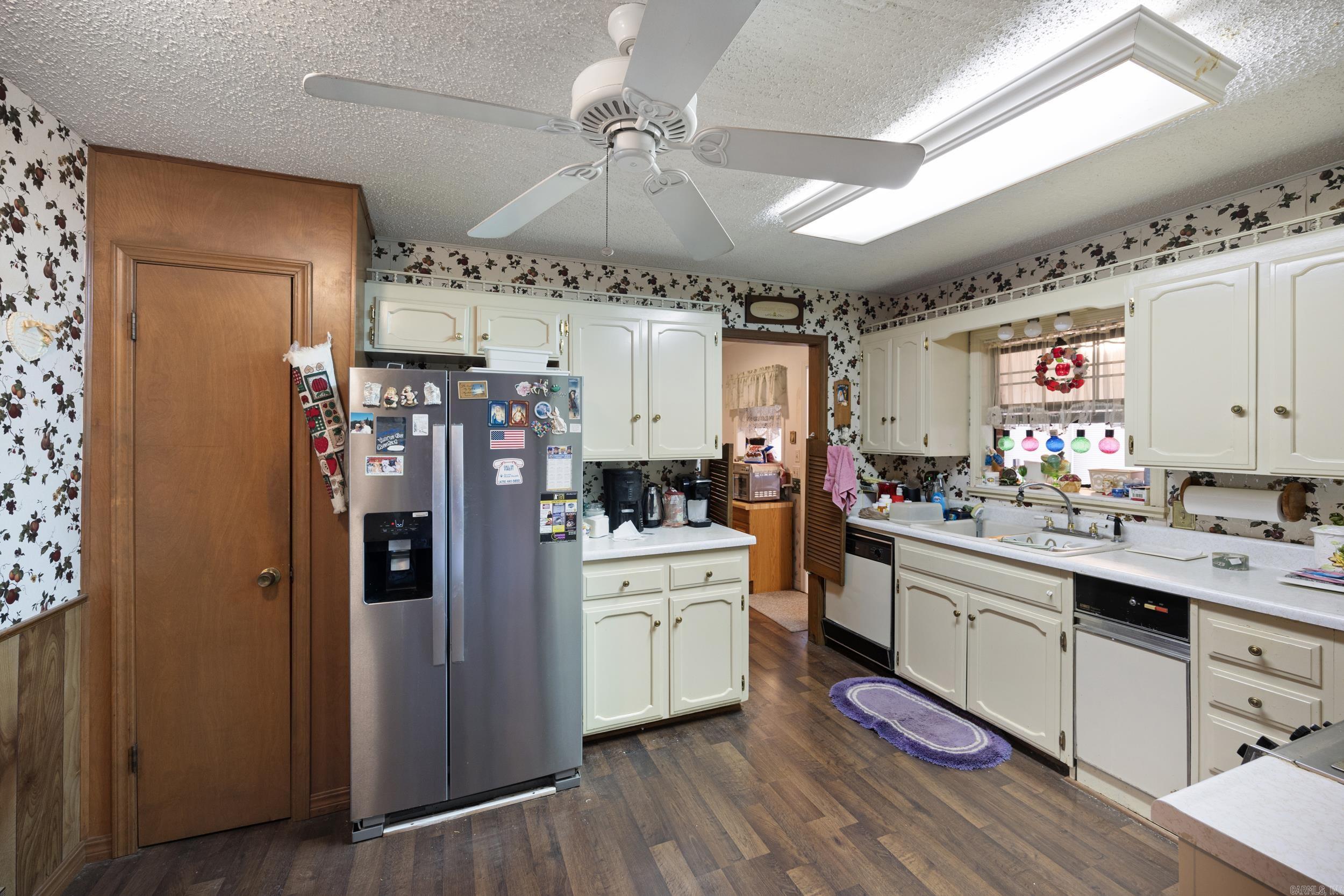 4608 Deer Track Trail Property Photo 20