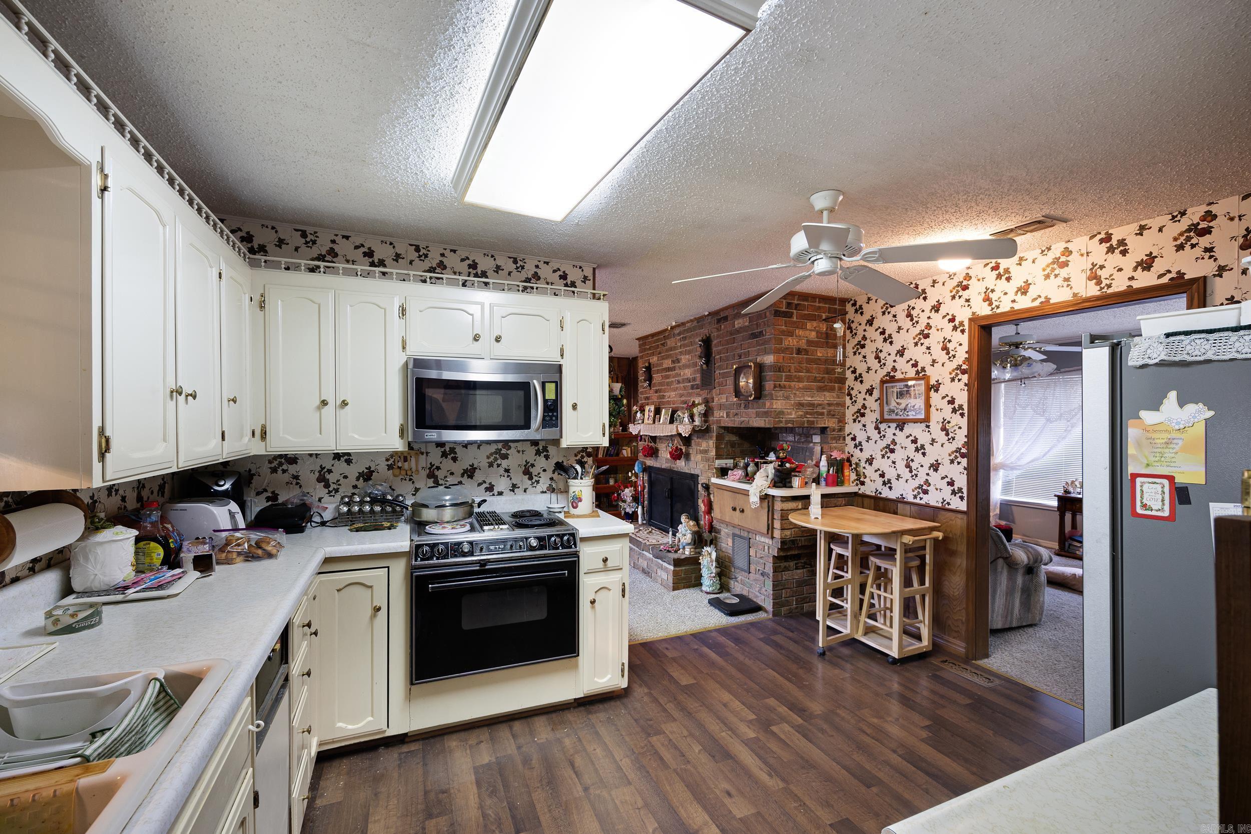 4608 Deer Track Trail Property Photo 21