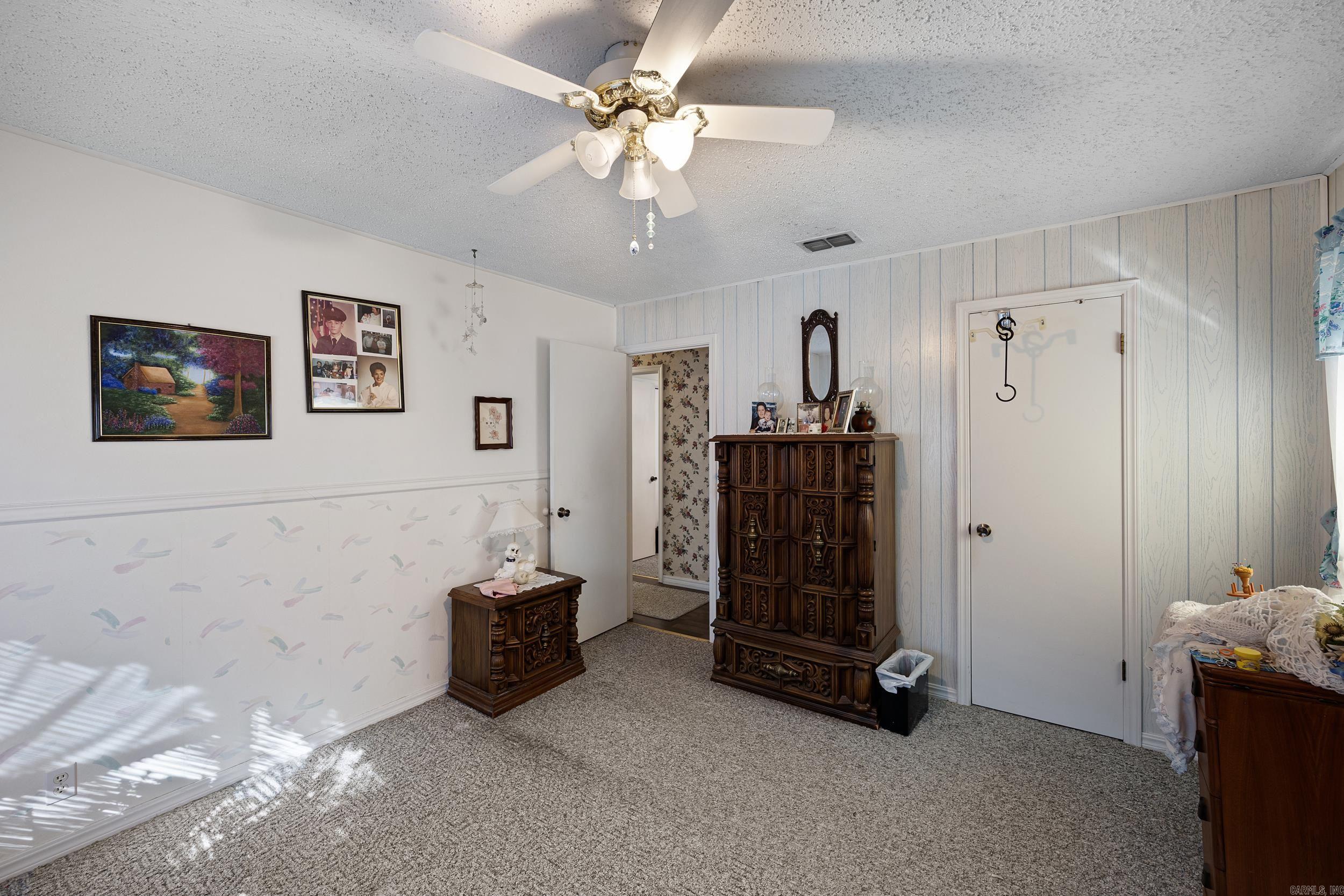4608 Deer Track Trail Property Photo 32