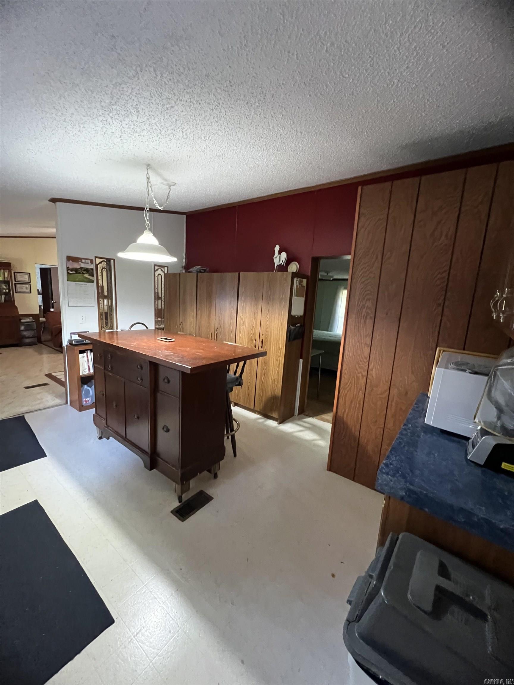 204 Adrianne Avenue Property Photo 19