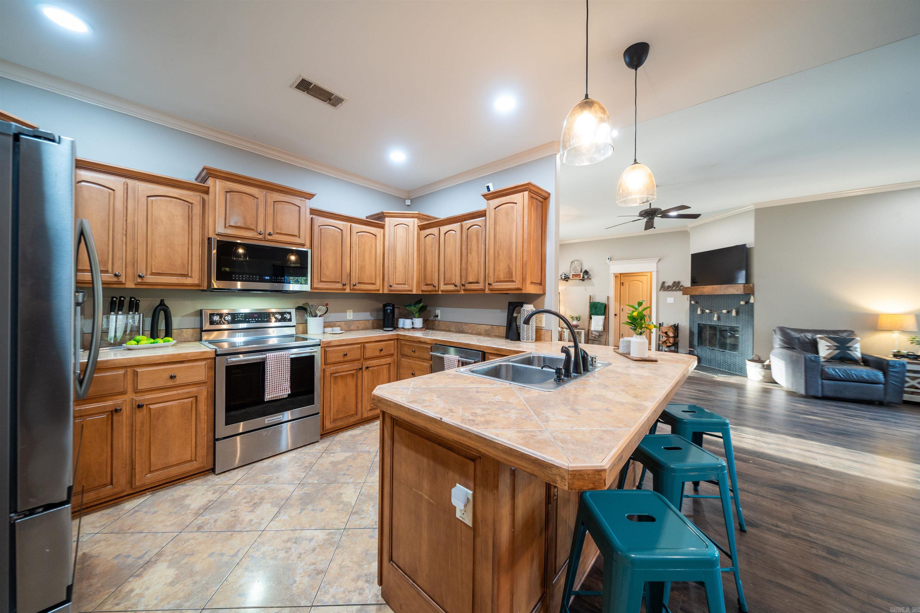 146 Pleasantwood Drive Property Photo 11