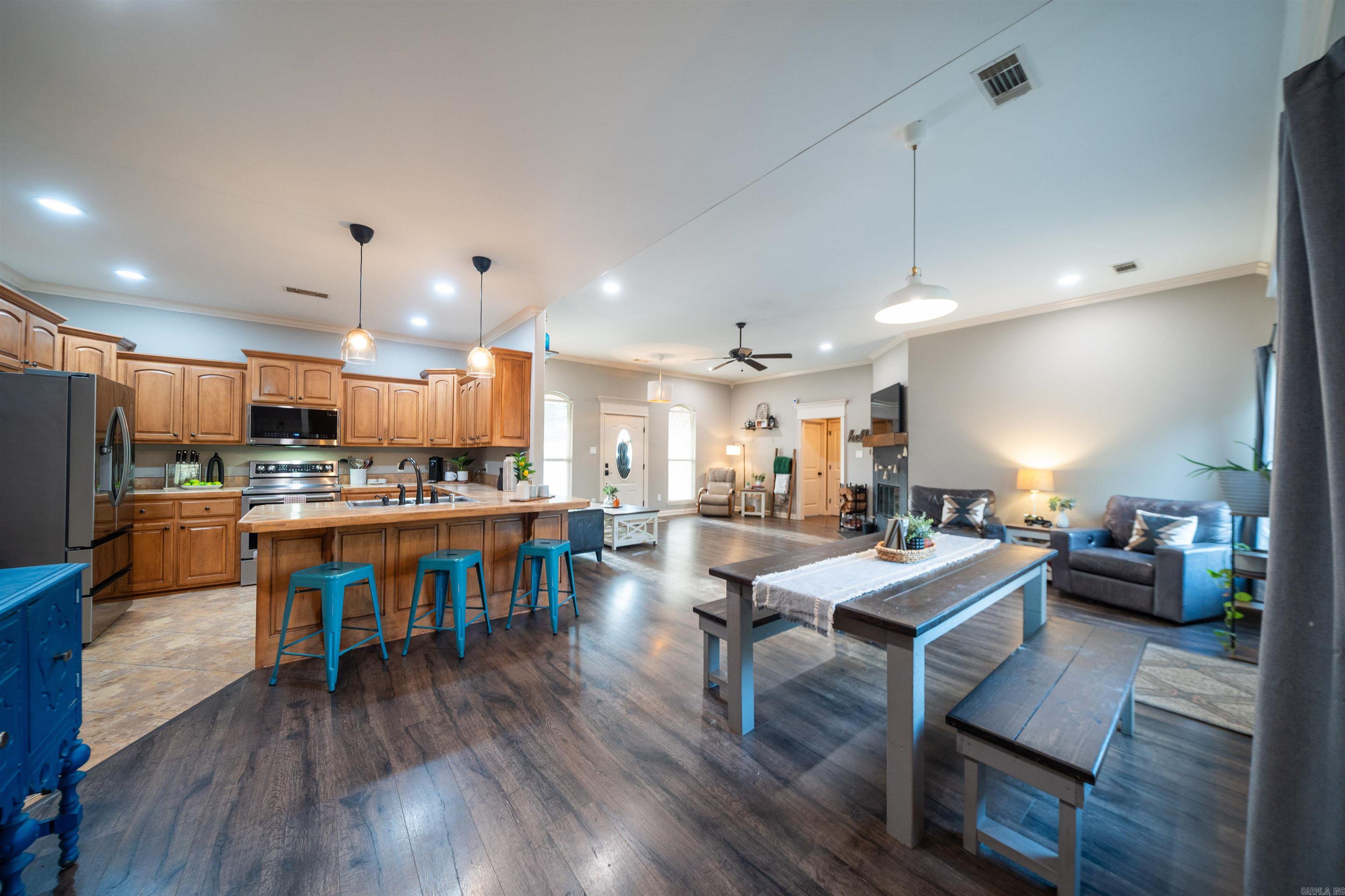 146 Pleasantwood Drive Property Photo 13