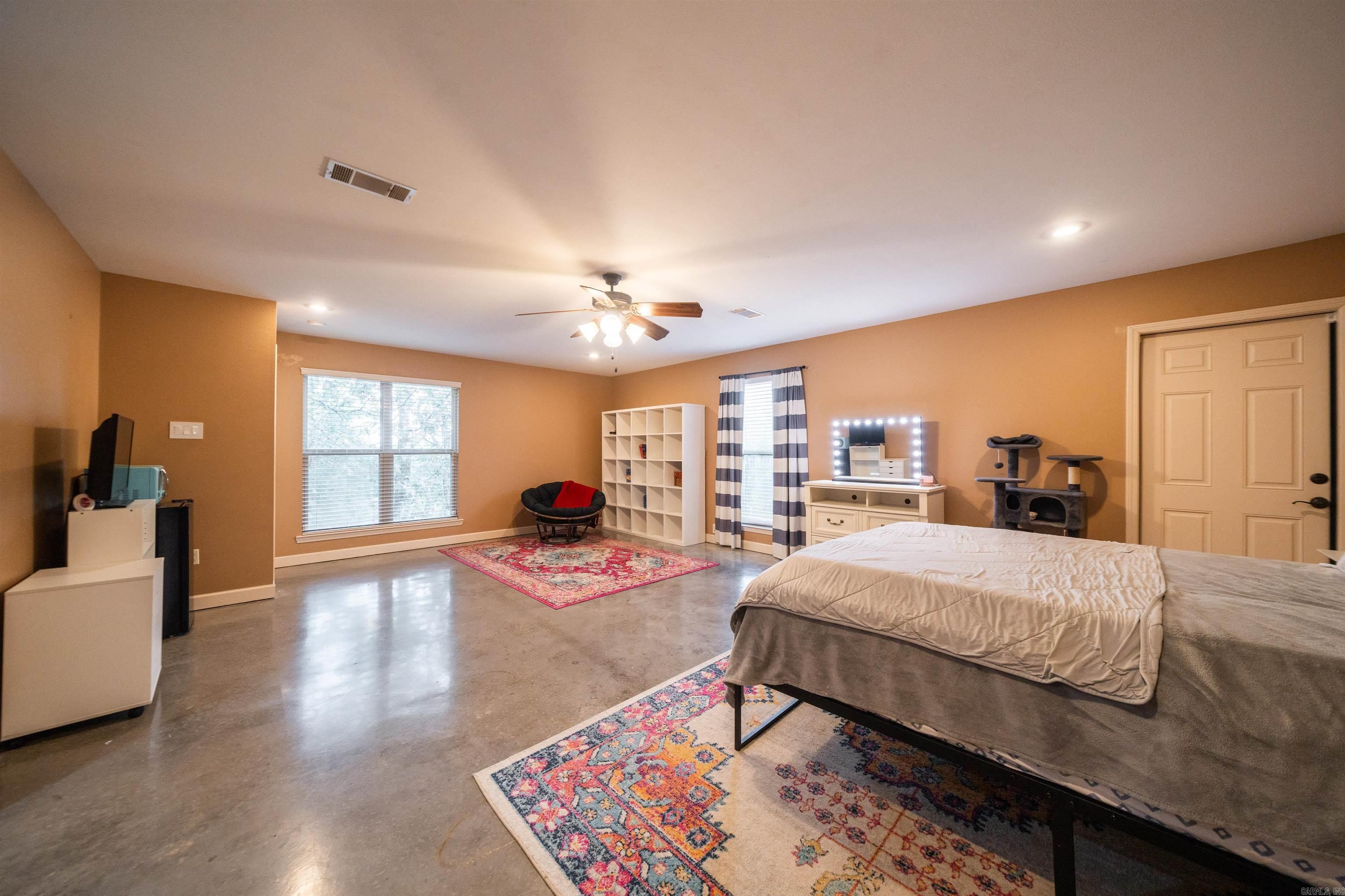 146 Pleasantwood Drive Property Photo 24