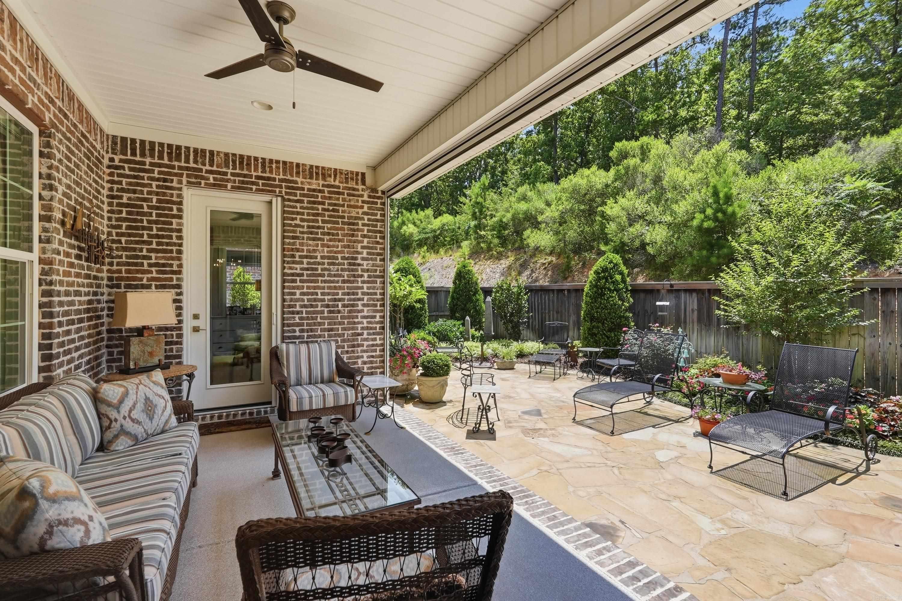 39 Belles Fleurs Circle Property Photo 44