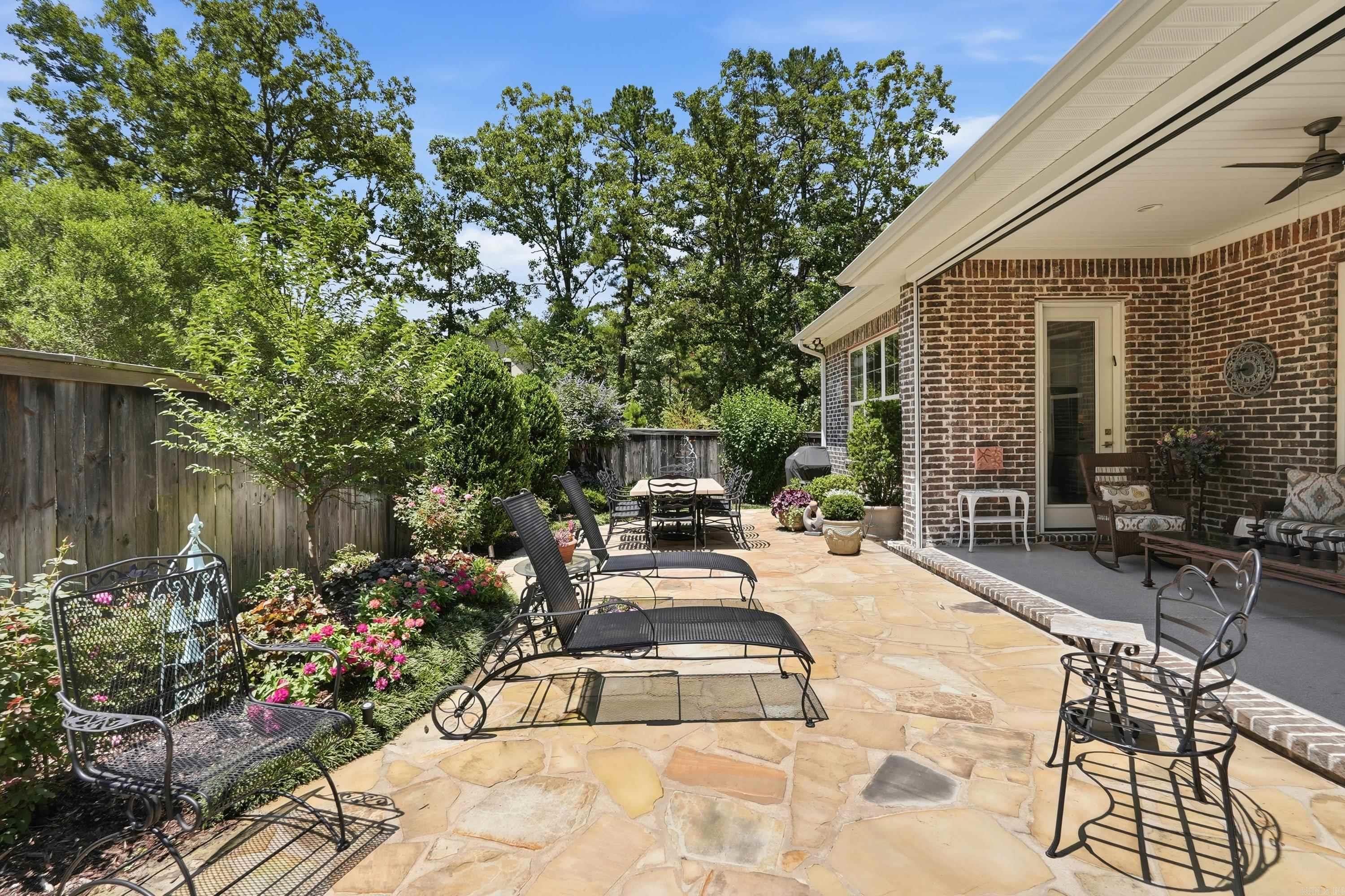 39 Belles Fleurs Circle Property Photo 46