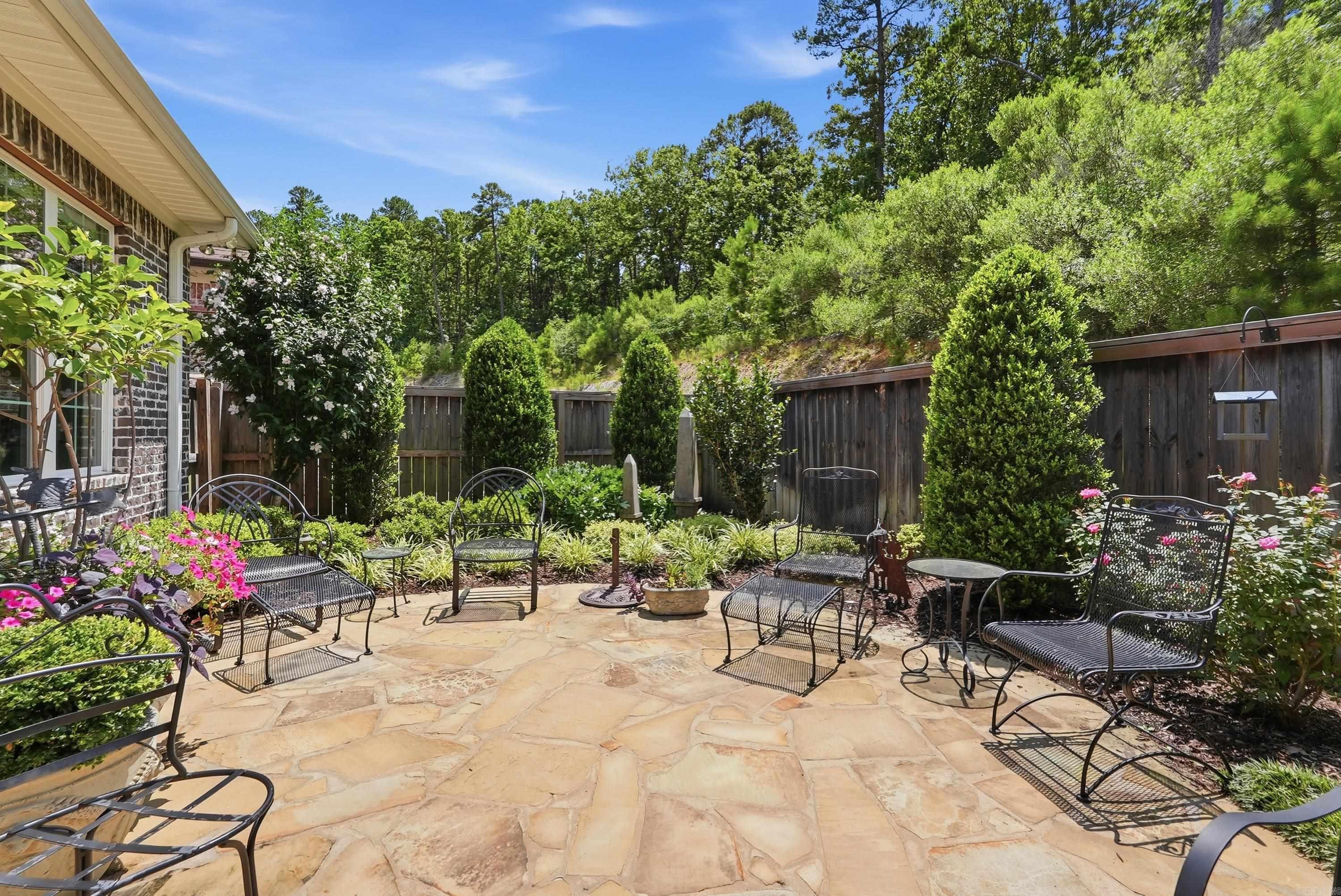 39 Belles Fleurs Circle Property Photo 47