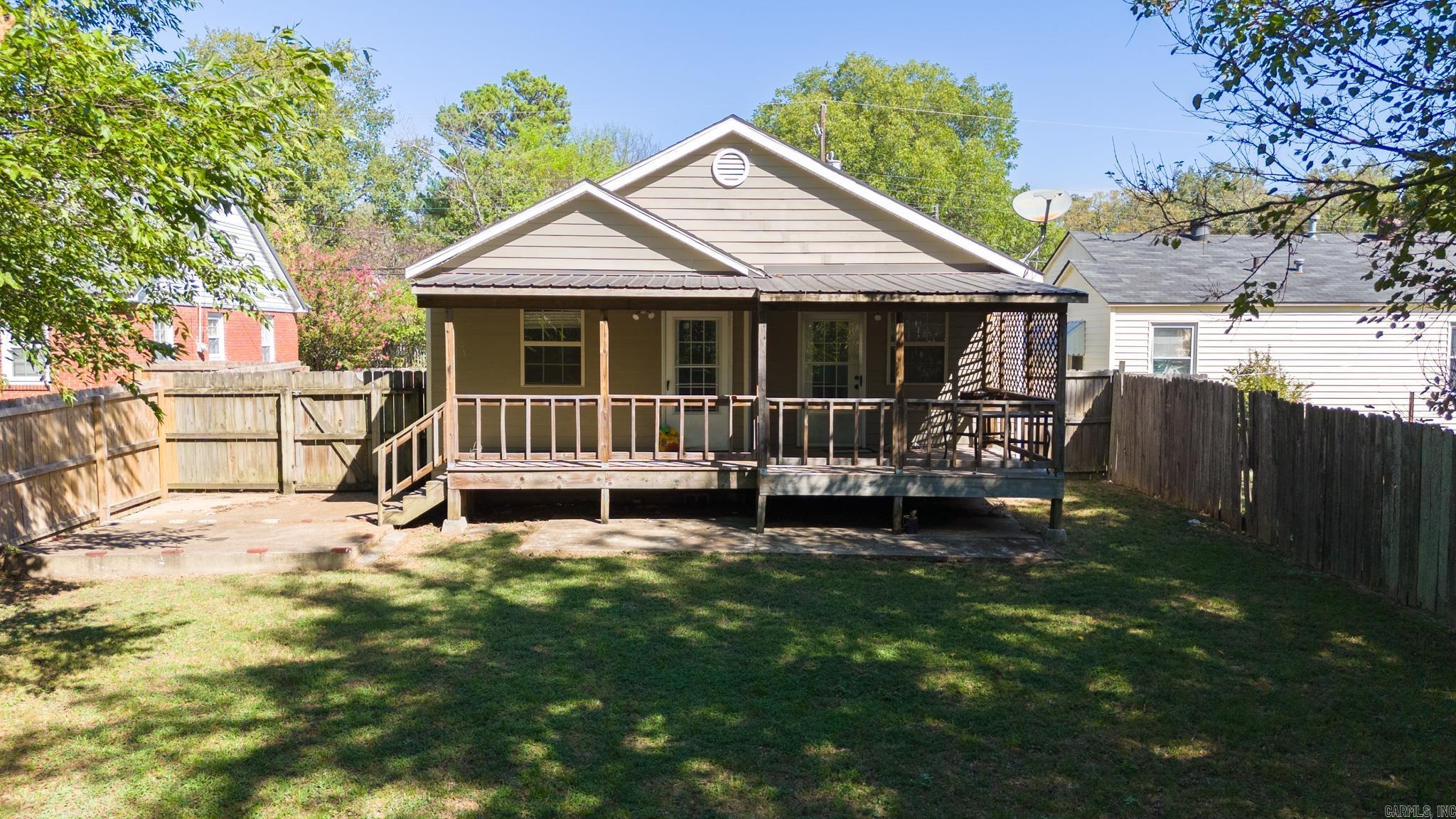 2060 E College Property Photo 3