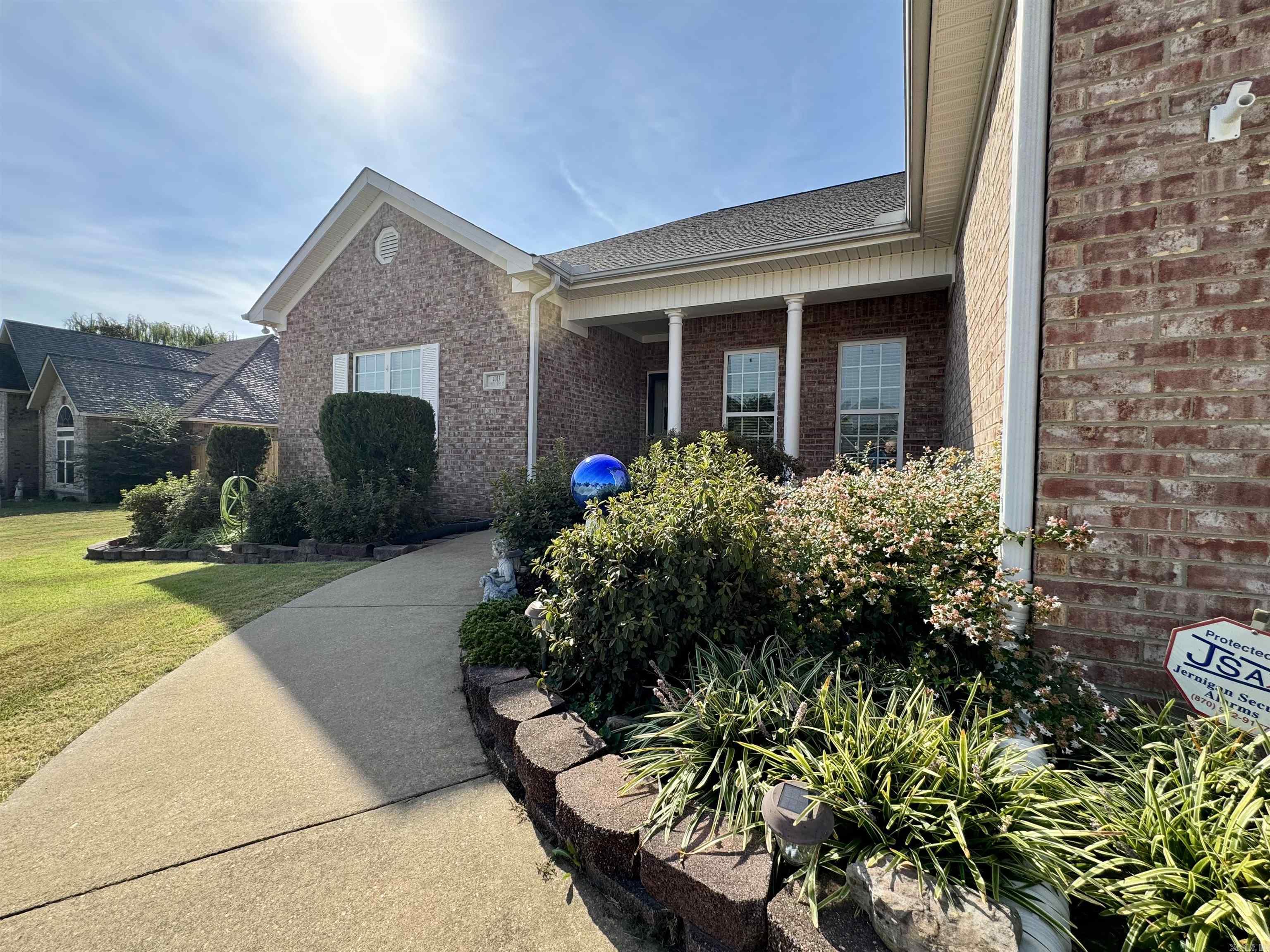 4013 Cypress Moss Cove Property Photo 3