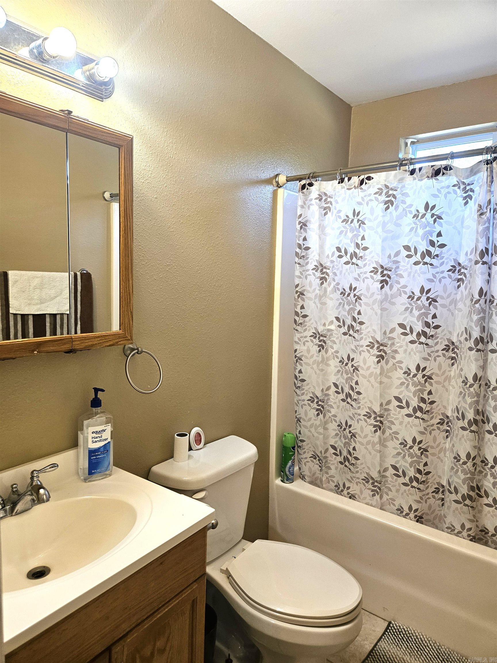 157 & 161 Oak Hill Road Property Photo 11