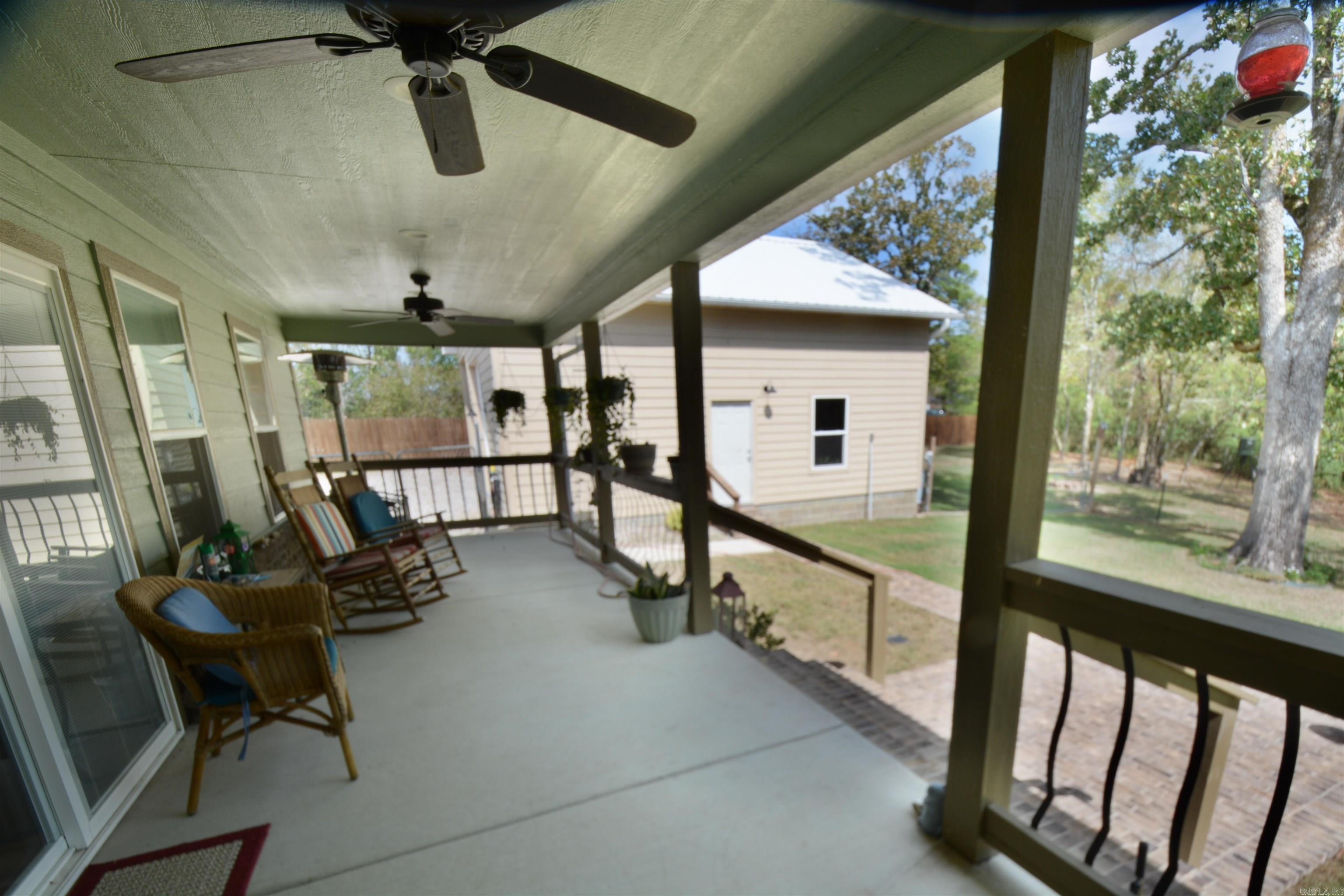 104 Hinton Lane Property Photo 9