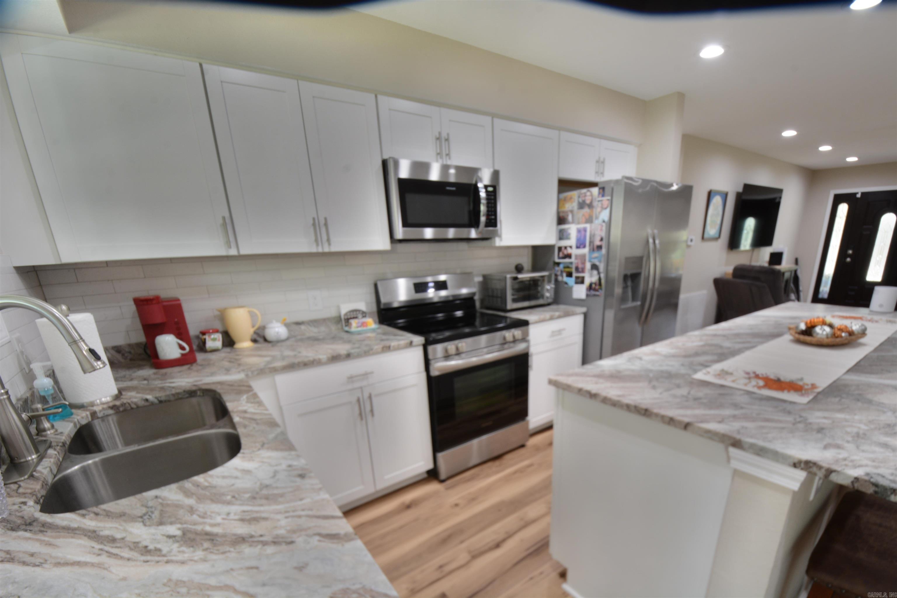 104 Hinton Lane Property Photo 14