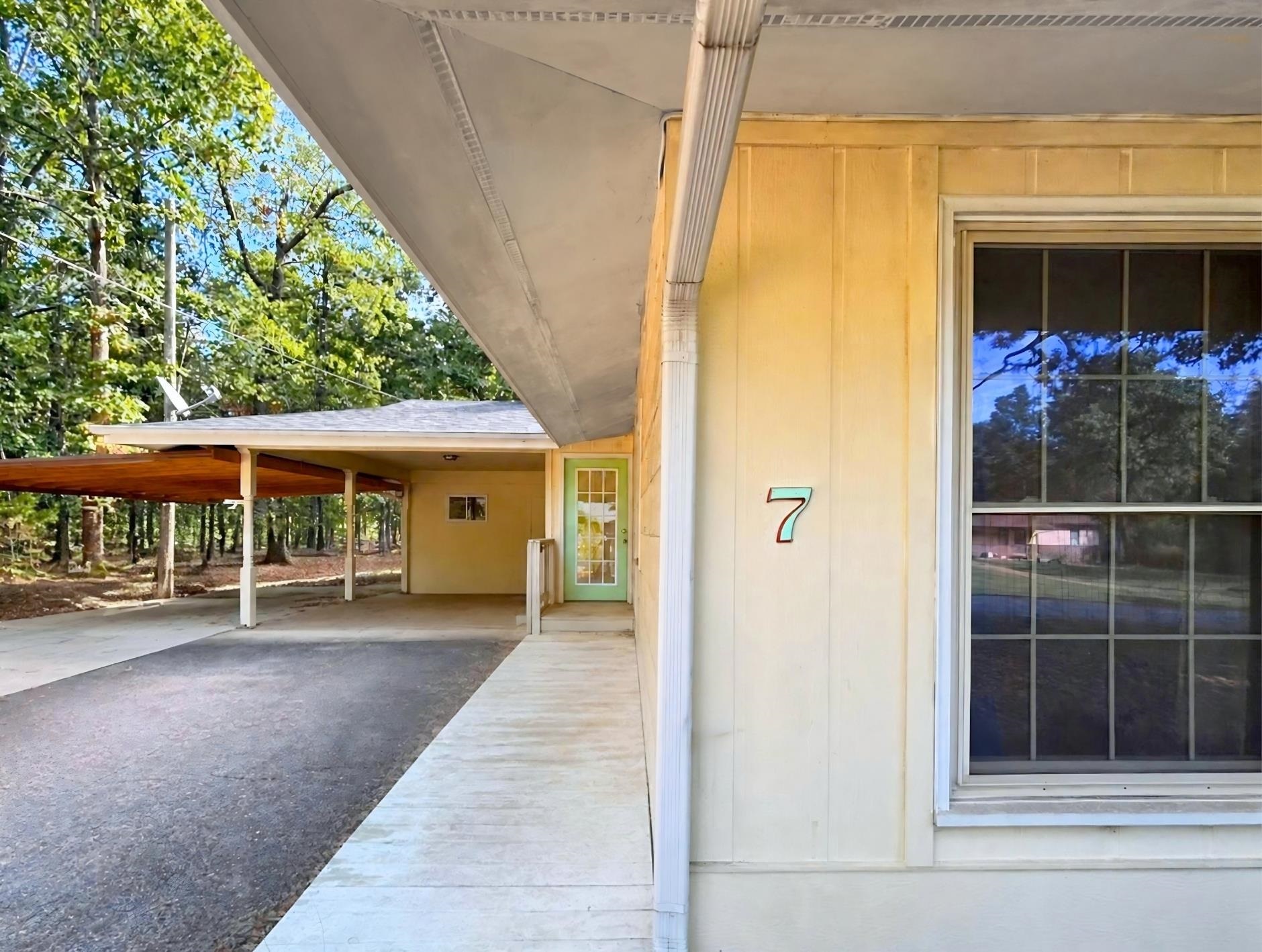 7 Mixtec Drive Property Photo 3