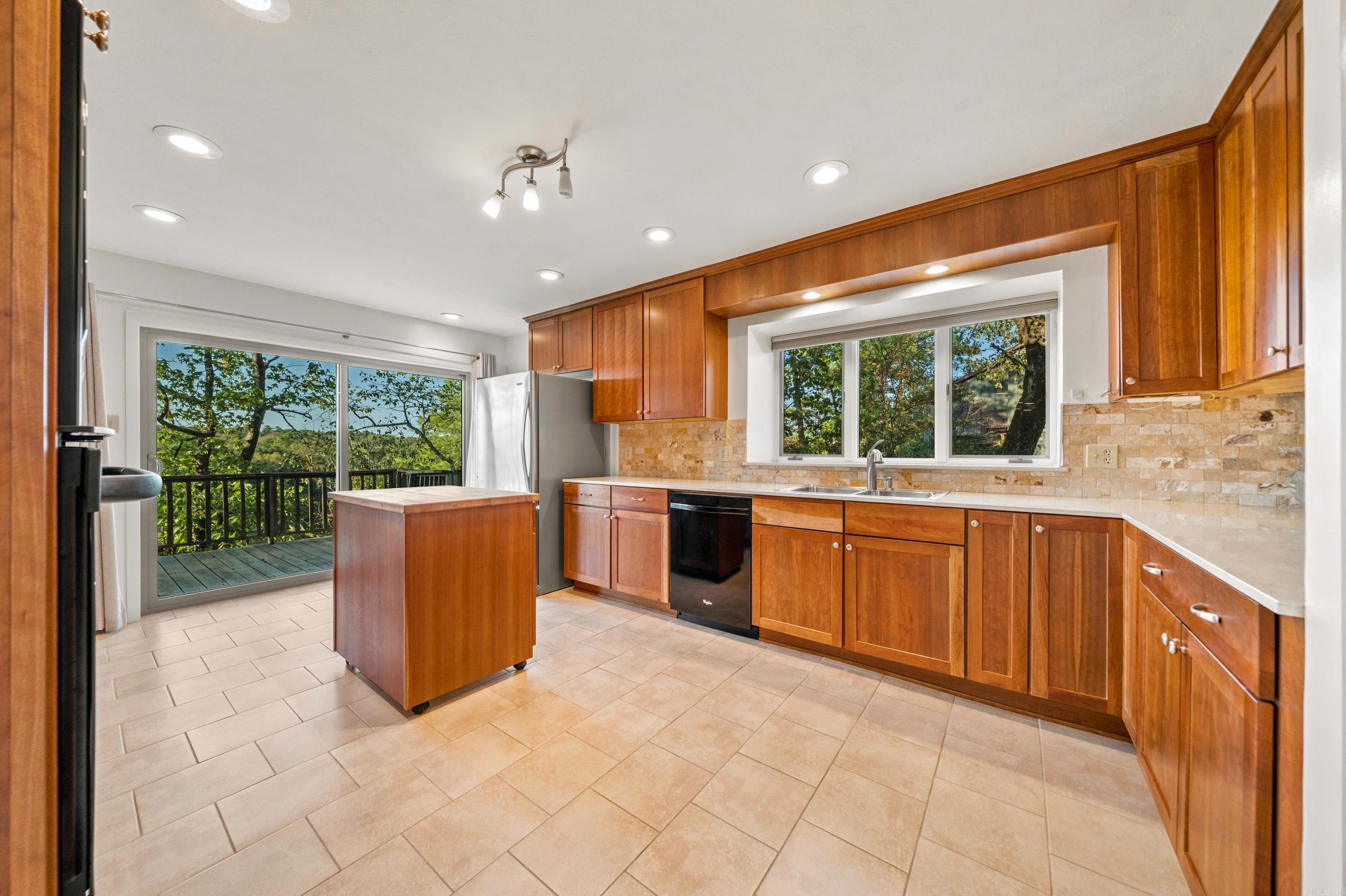 1217 Rock Creek Road Property Photo 22