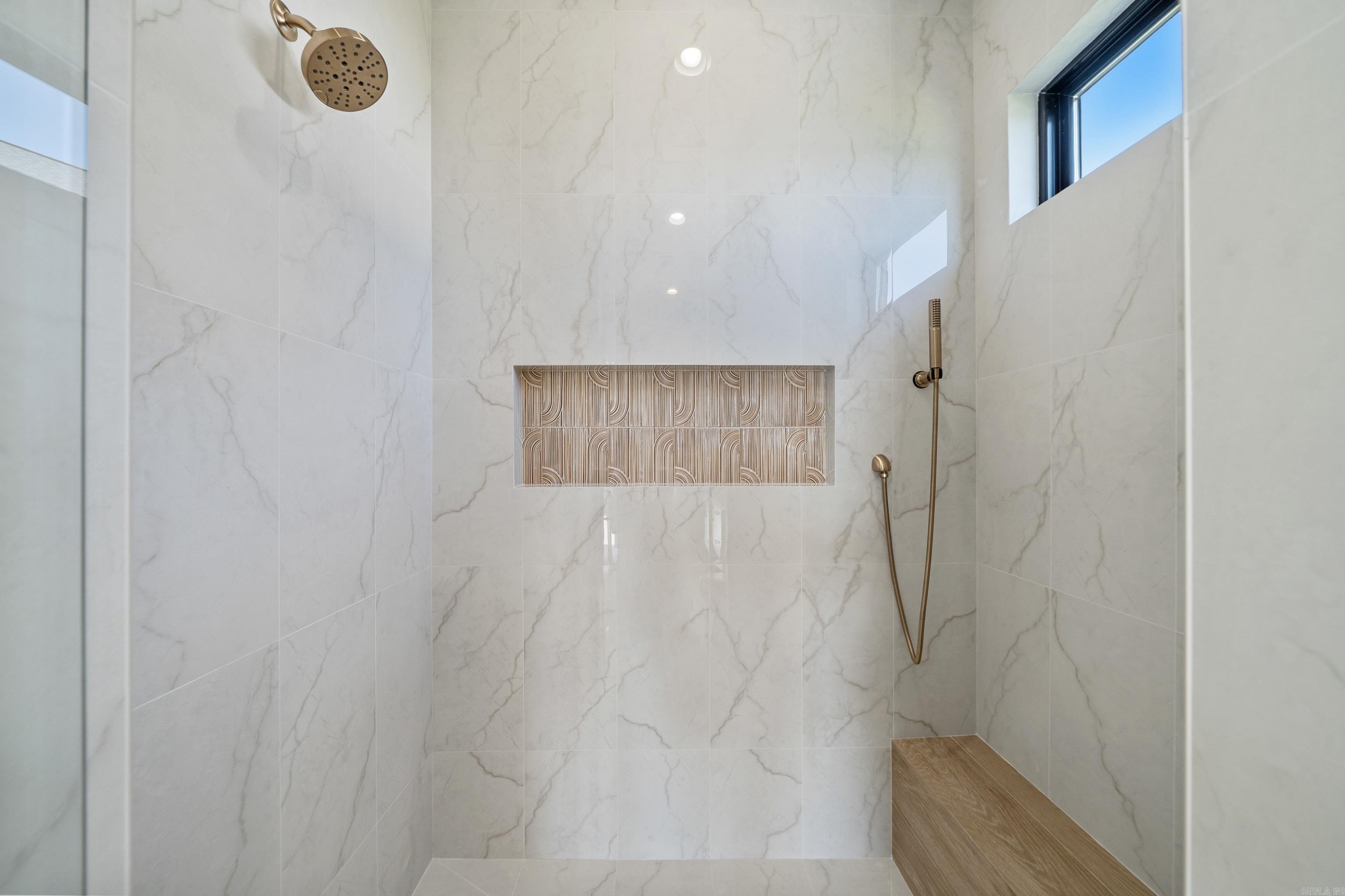 6067 Majestic Waters Drive Property Photo 44