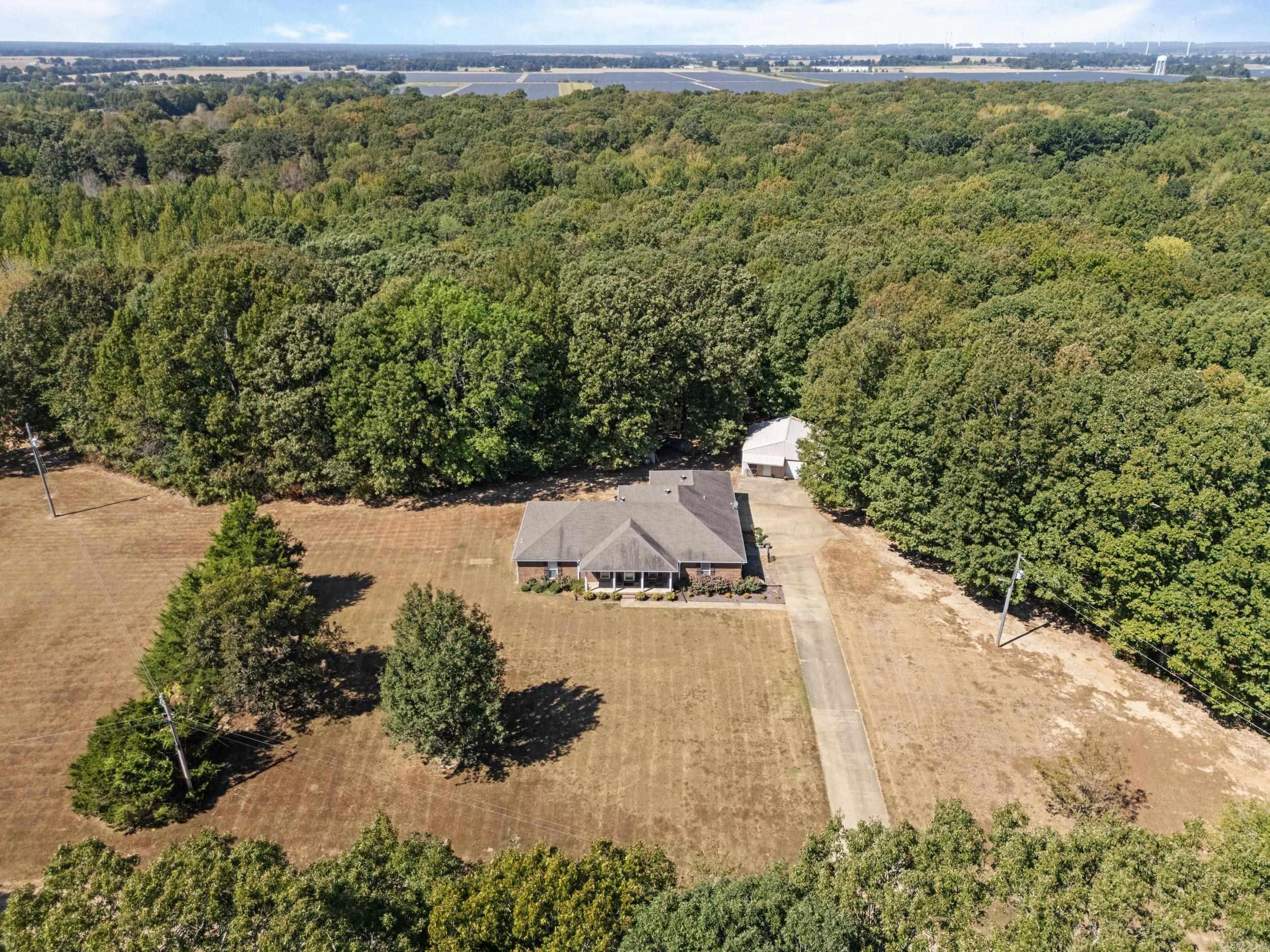 137 County Road 789 Property Photo 4