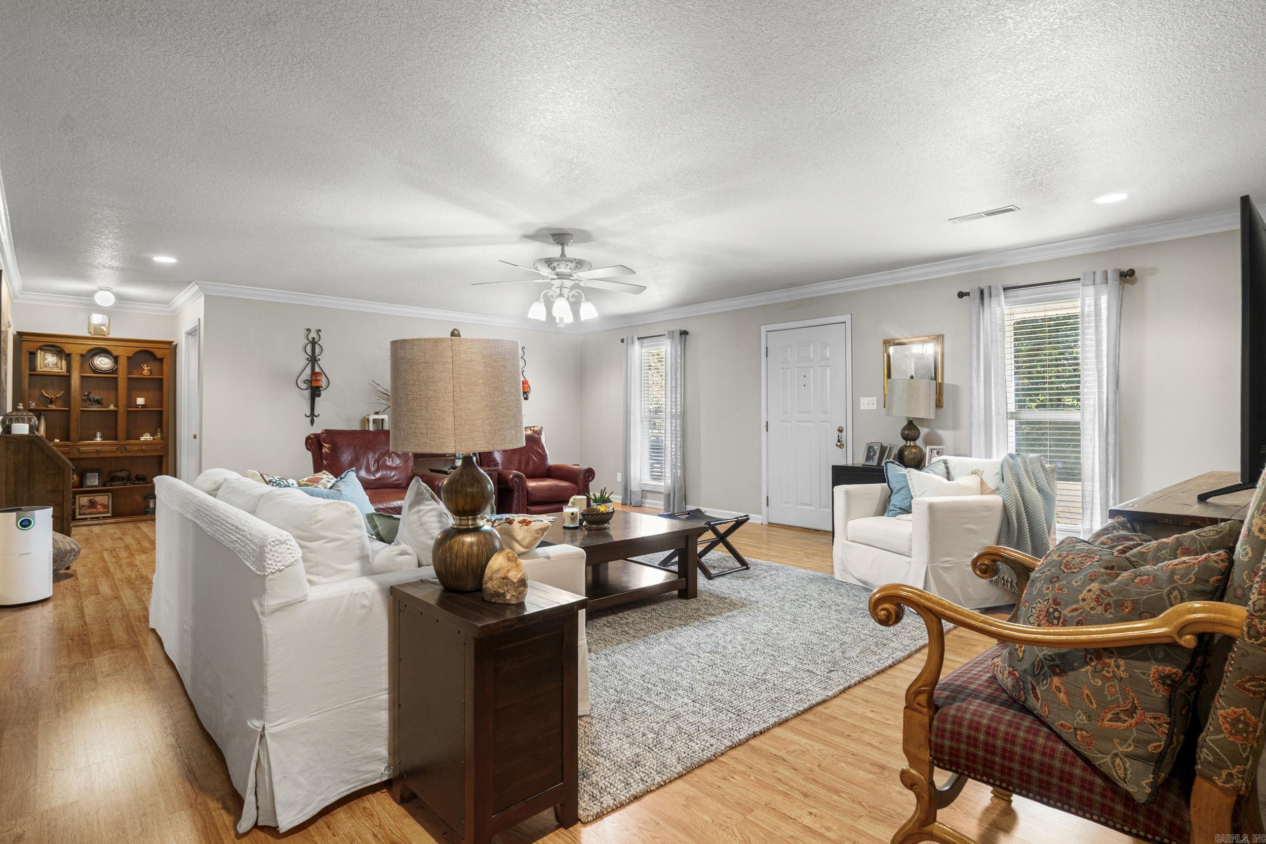 137 County Road 789 Property Photo 5