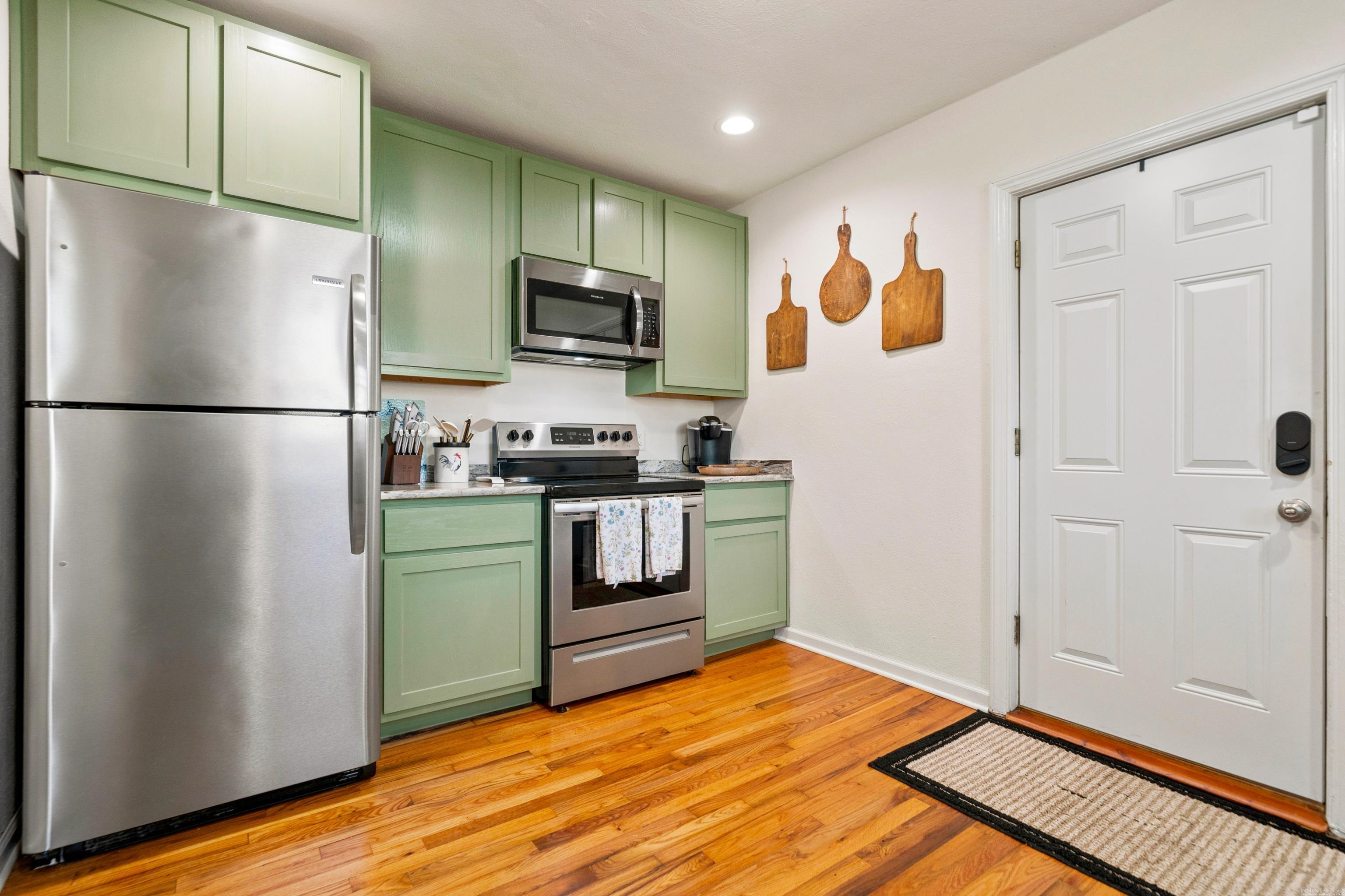 104 E St. Louis Street Property Photo 14