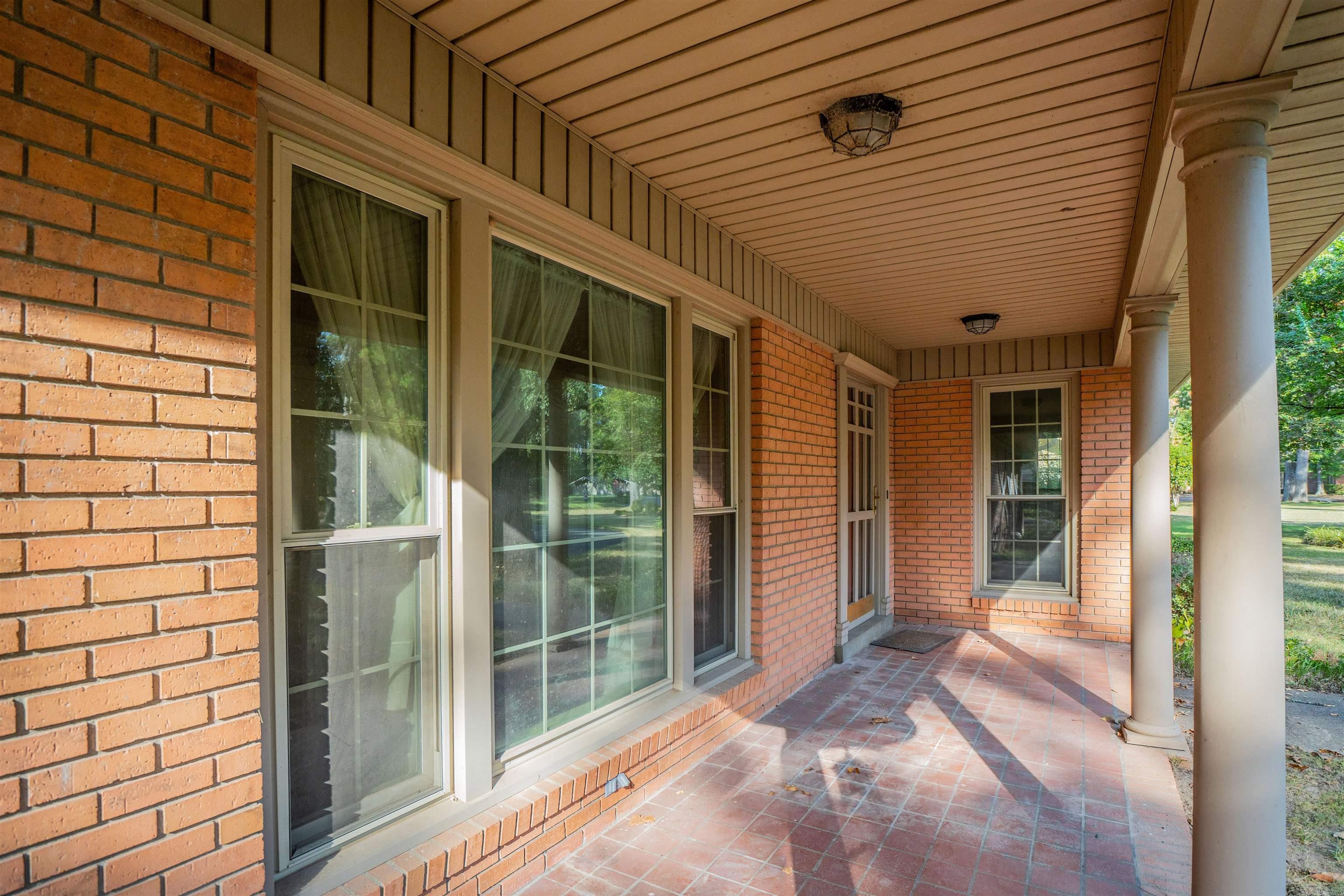 8 Southern Pines Drive Property Photo 4