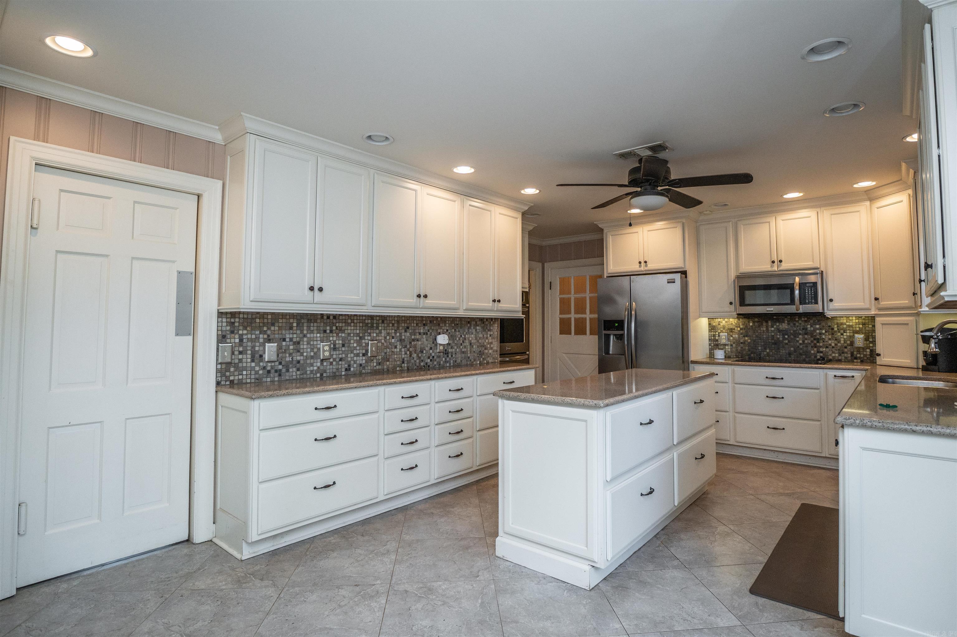 8 Southern Pines Drive Property Photo 14