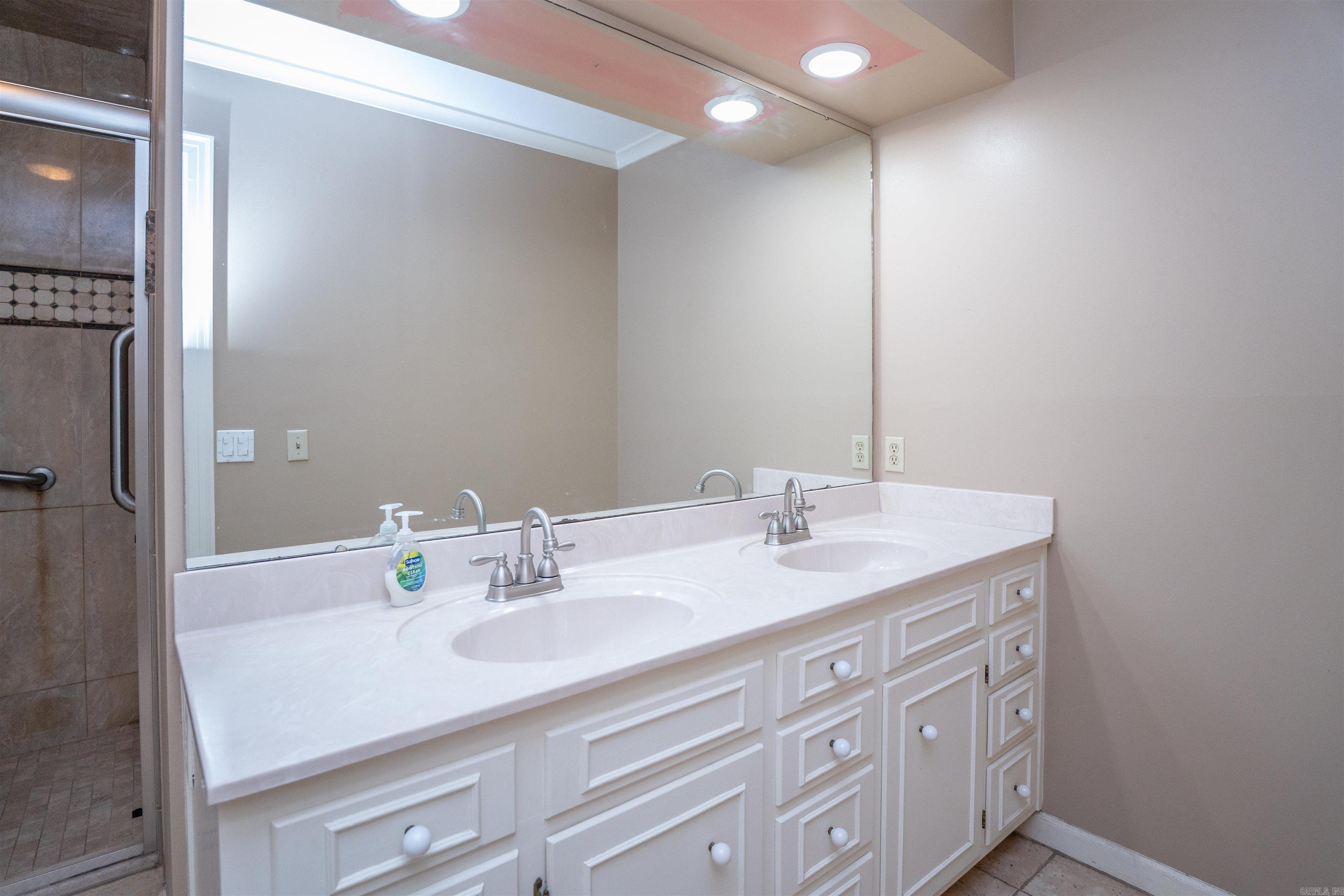 8 Southern Pines Drive Property Photo 21