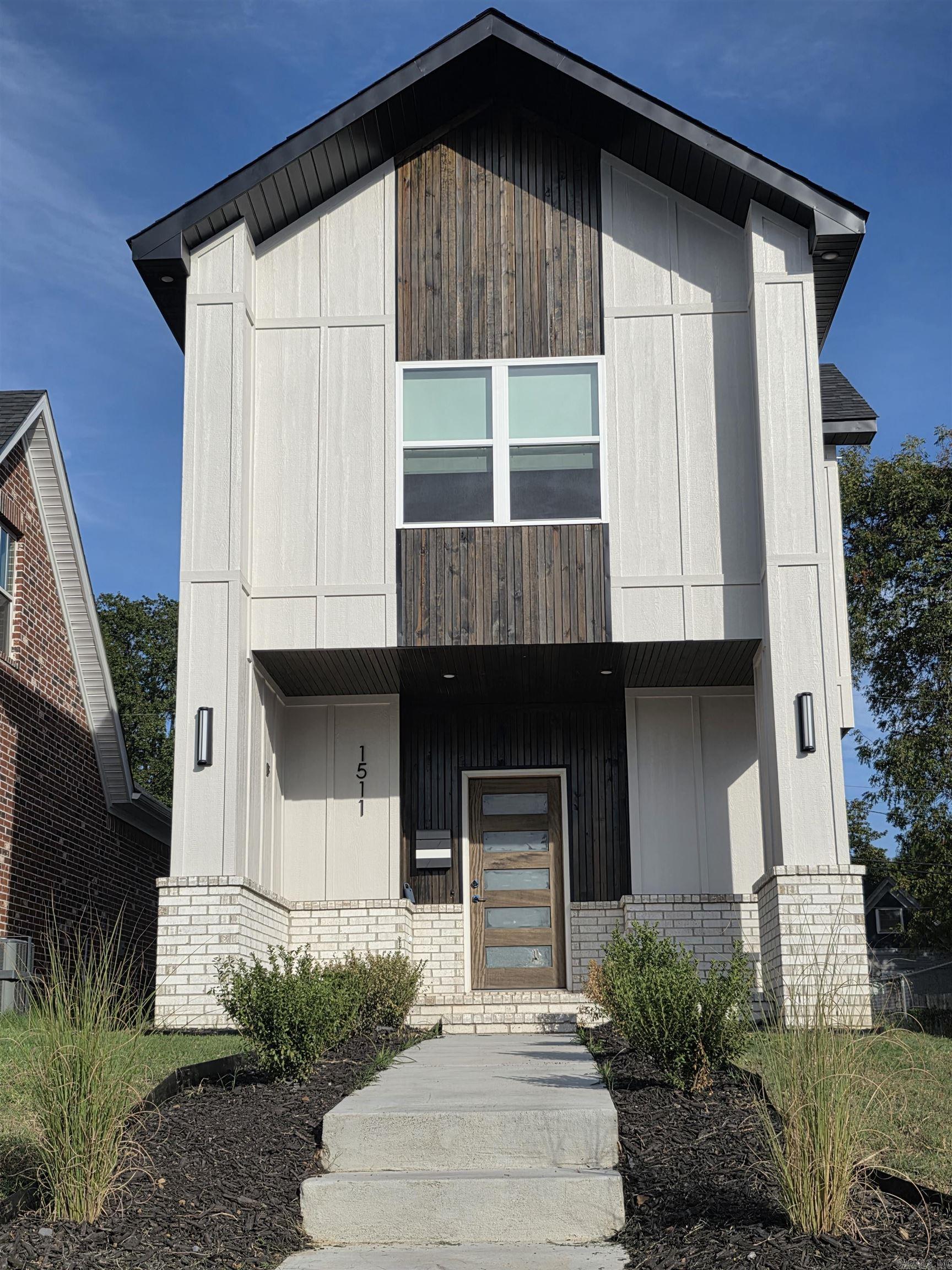 1511 S Izard Street Property Photo 1