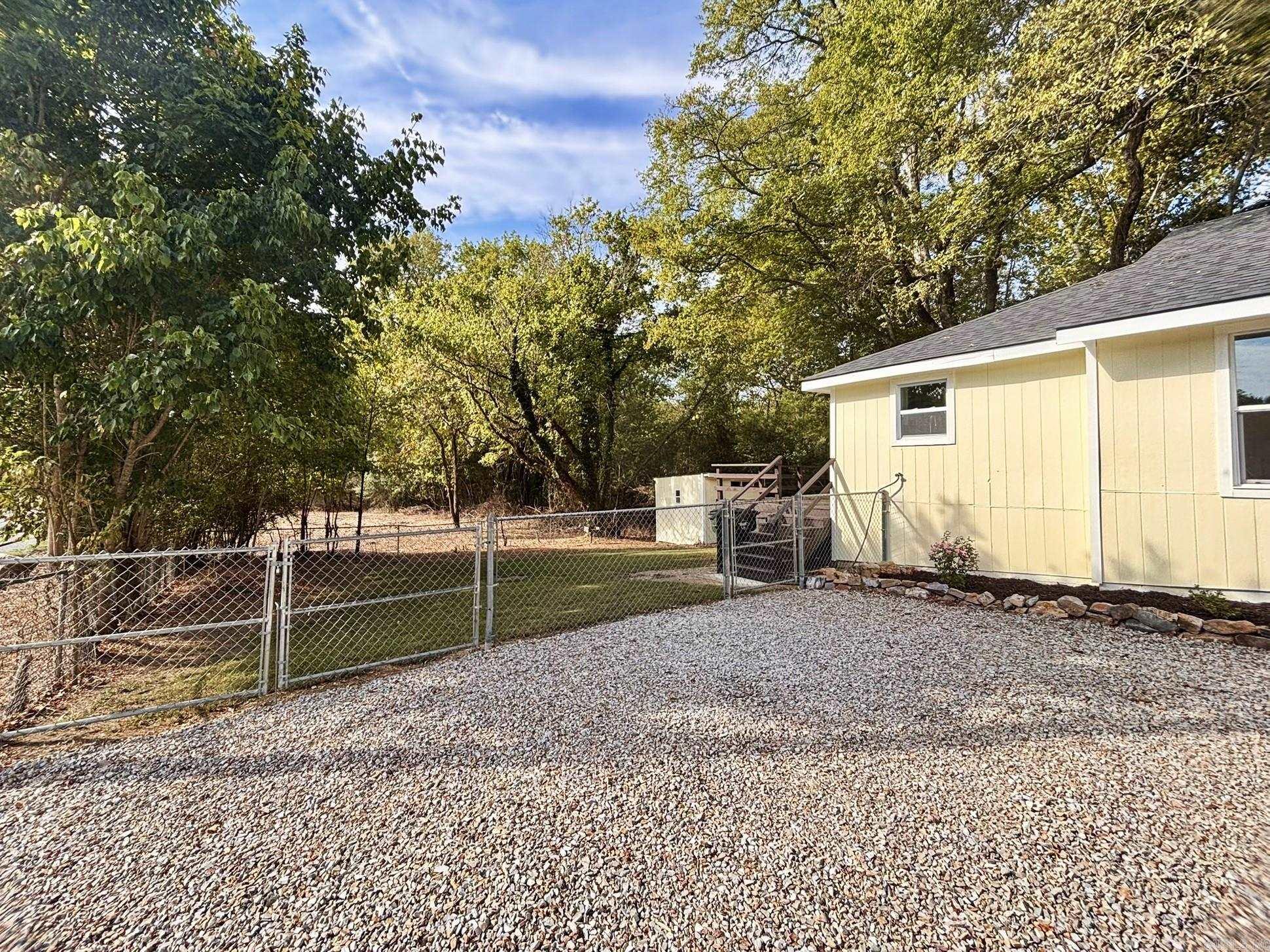 6430 Park Avenue Property Photo 6