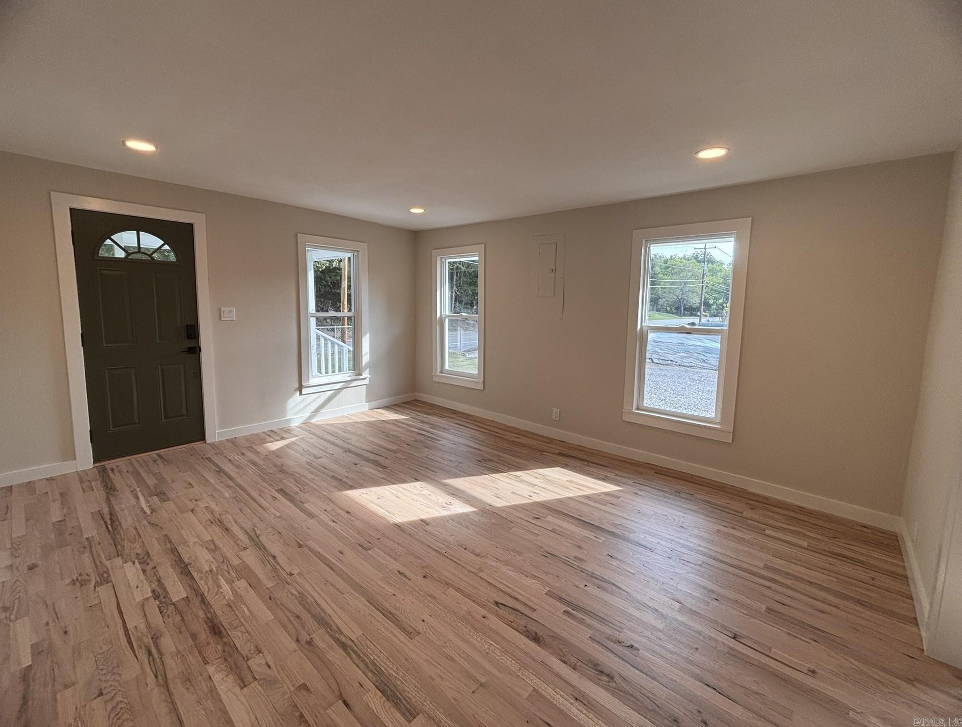 6430 Park Avenue Property Photo 12