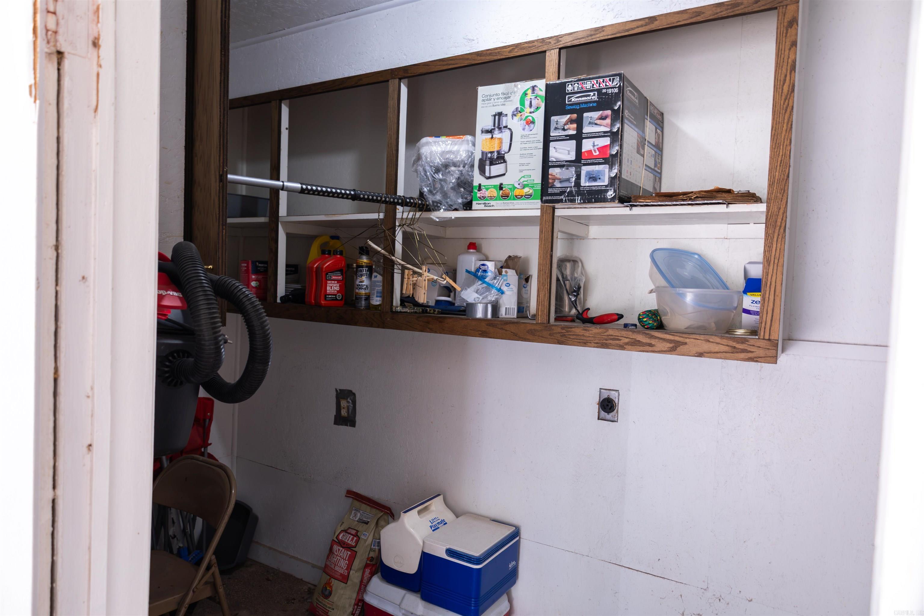 707 Faye Property Photo 9