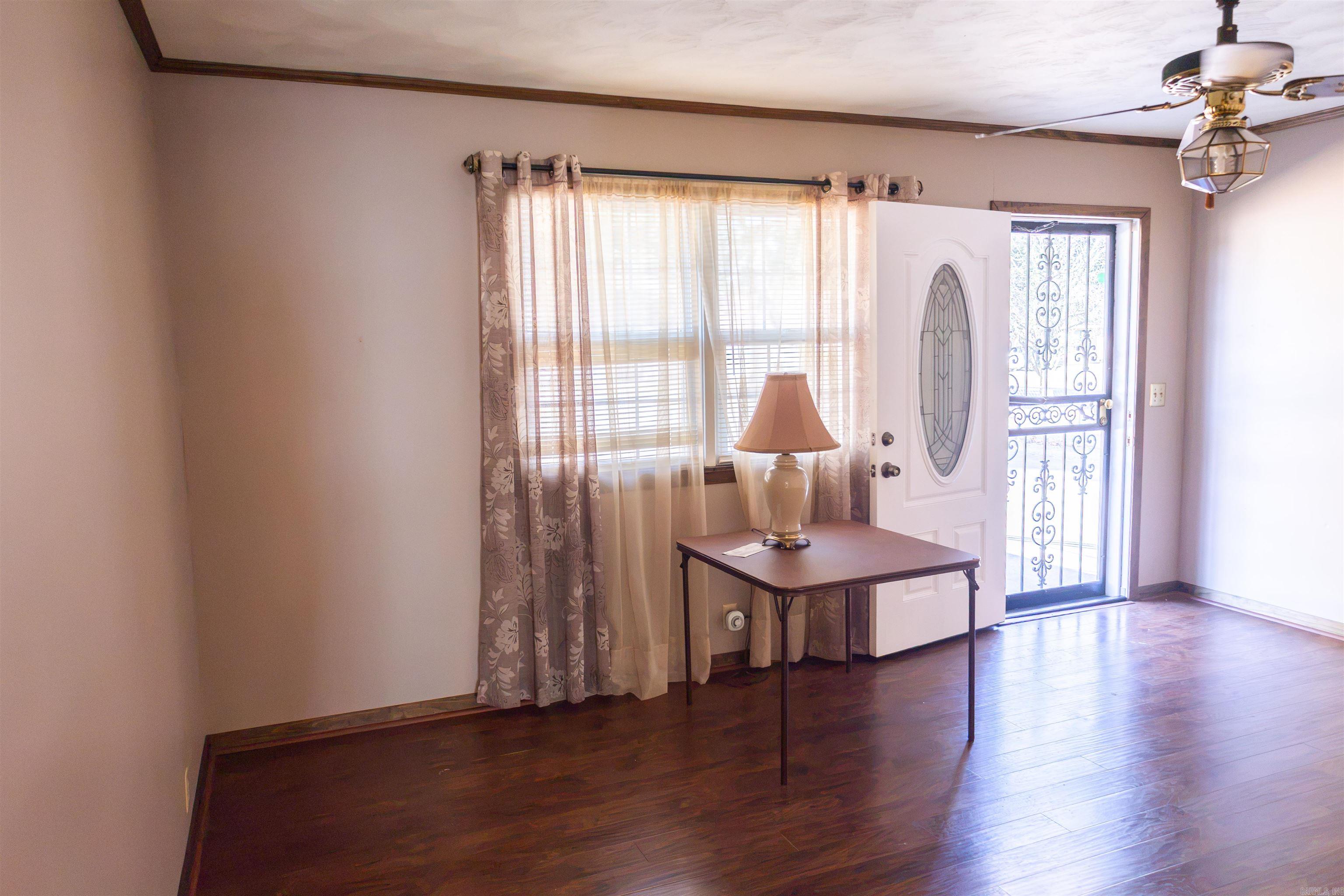 707 Faye Property Photo 12
