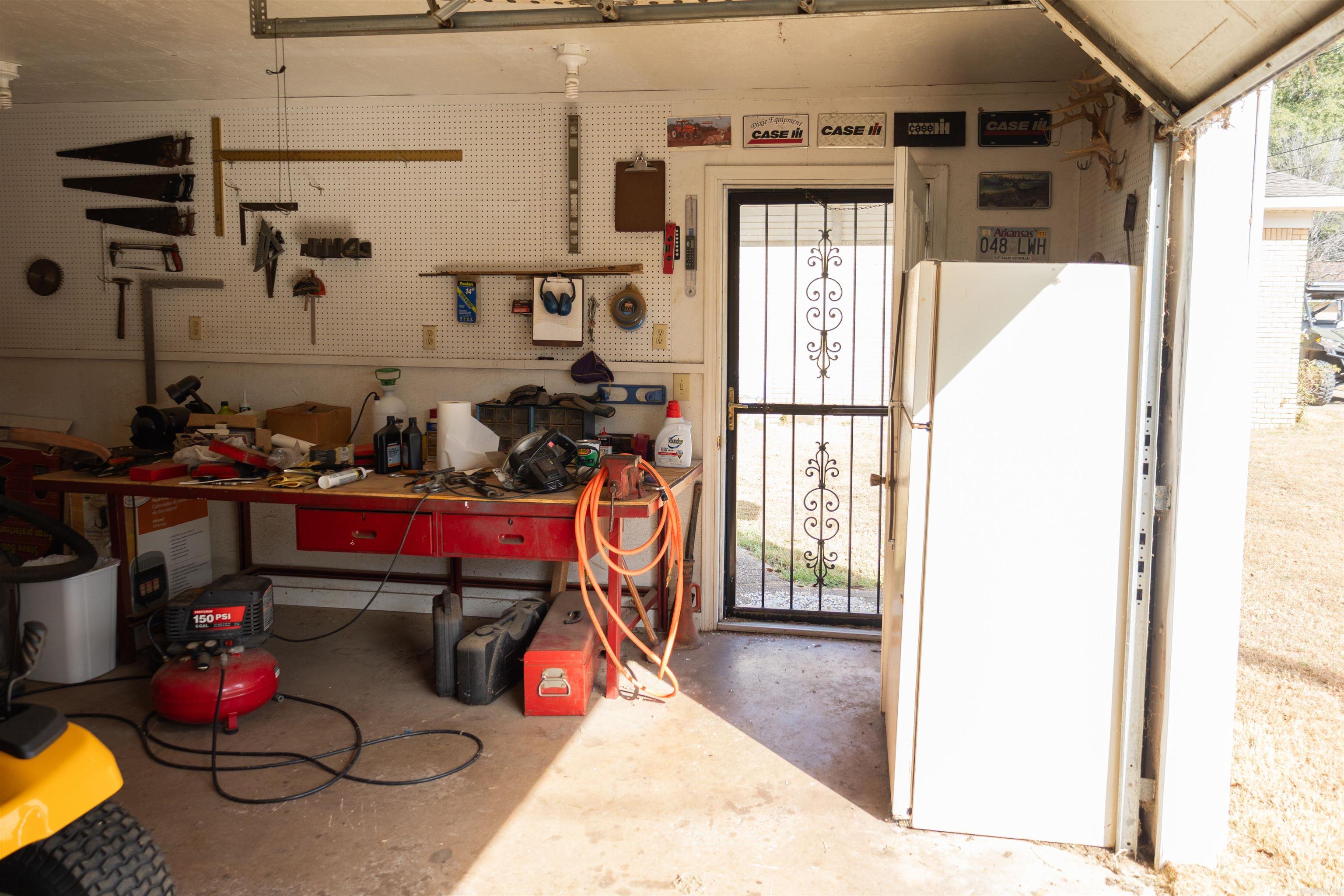 707 Faye Property Photo 23