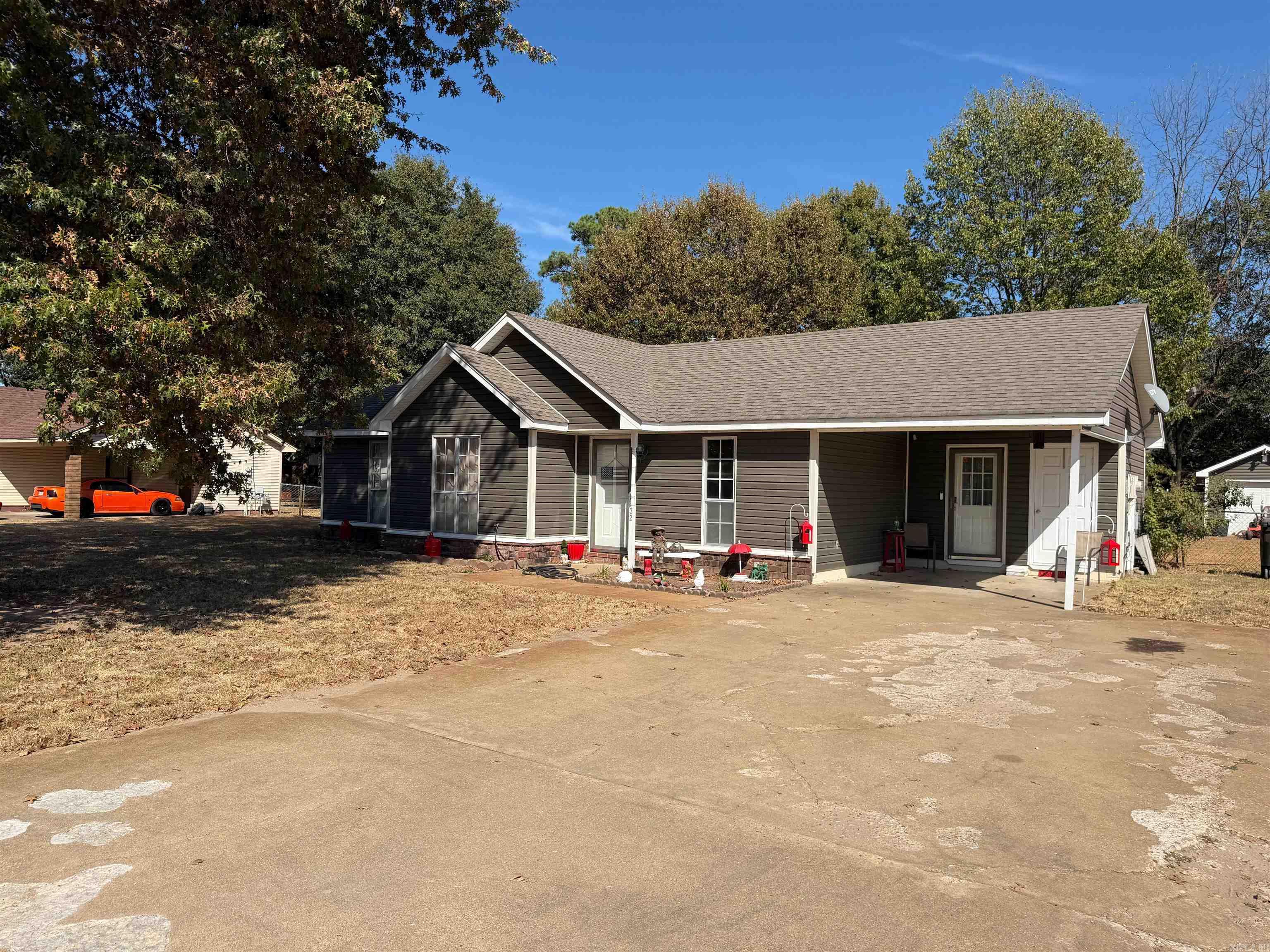 32 Windfield Circle Property Photo 1