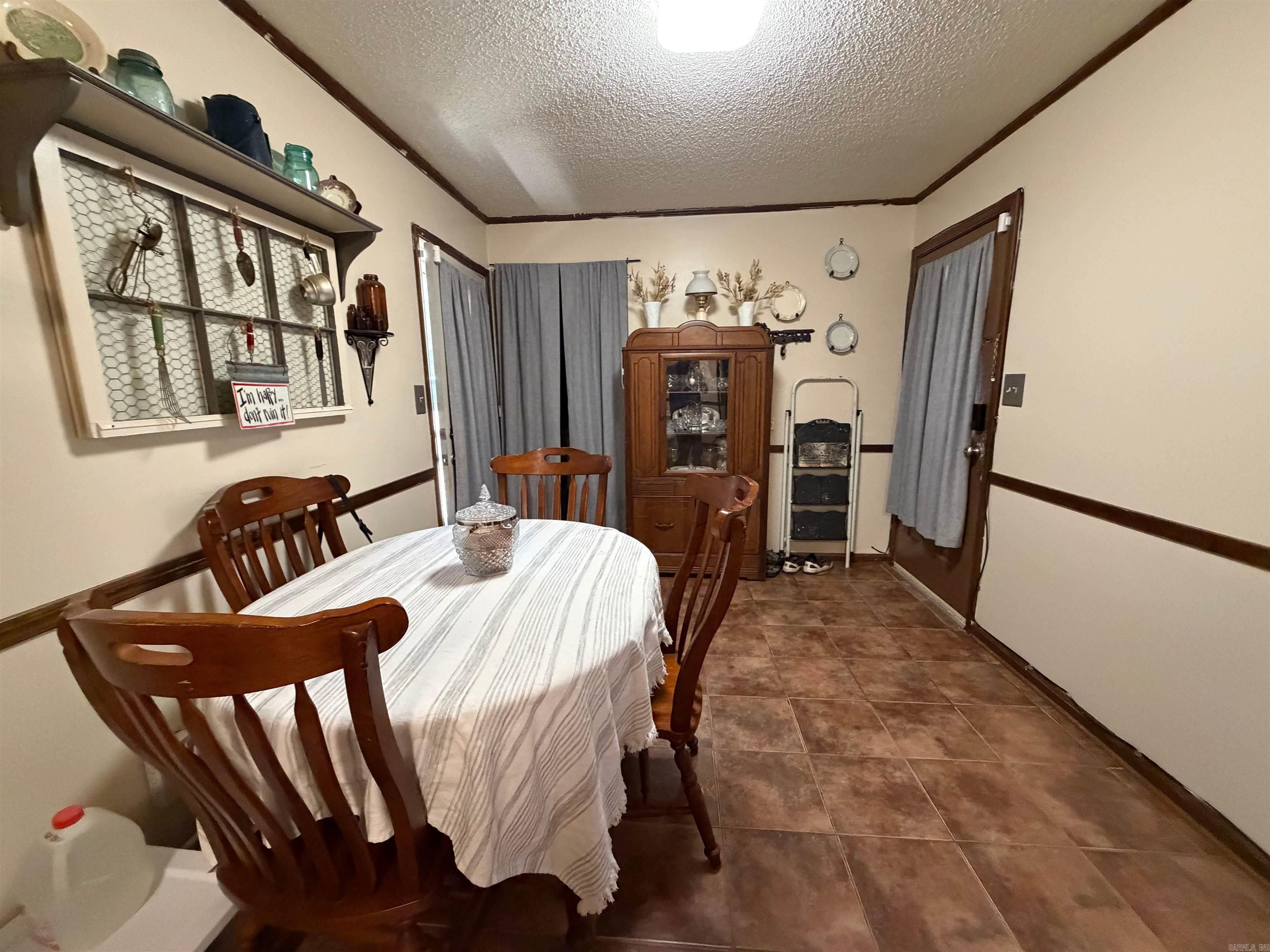 32 Windfield Circle Property Photo 4