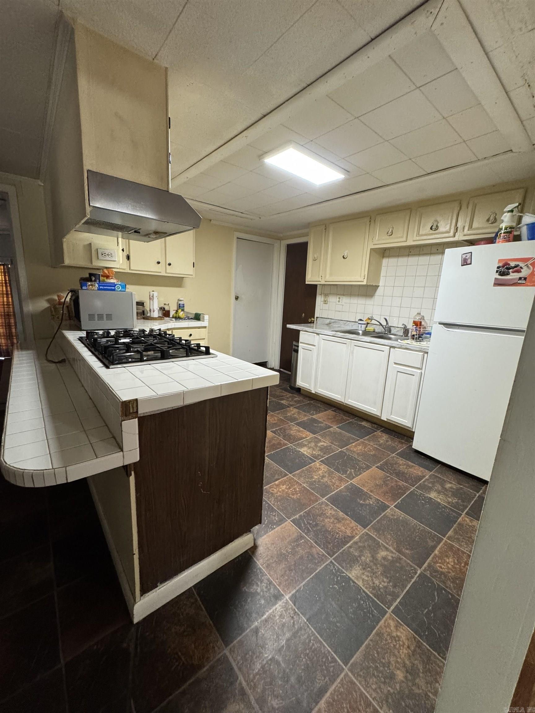 1210 Bock Street Property Photo 4