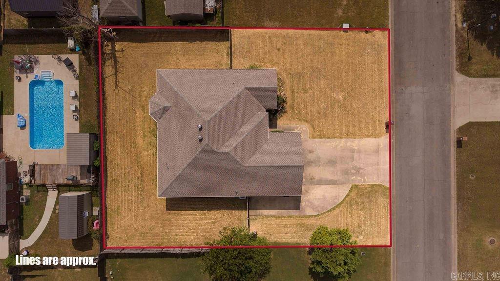 2222 Clara Dr Property Photo 4