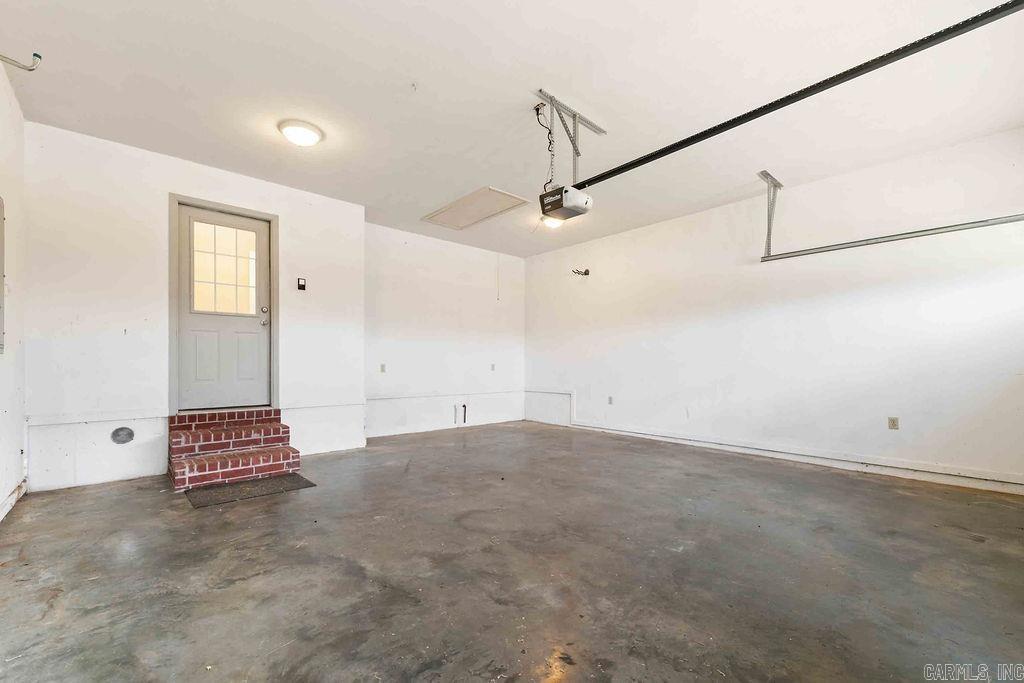 2222 Clara Dr Property Photo 24