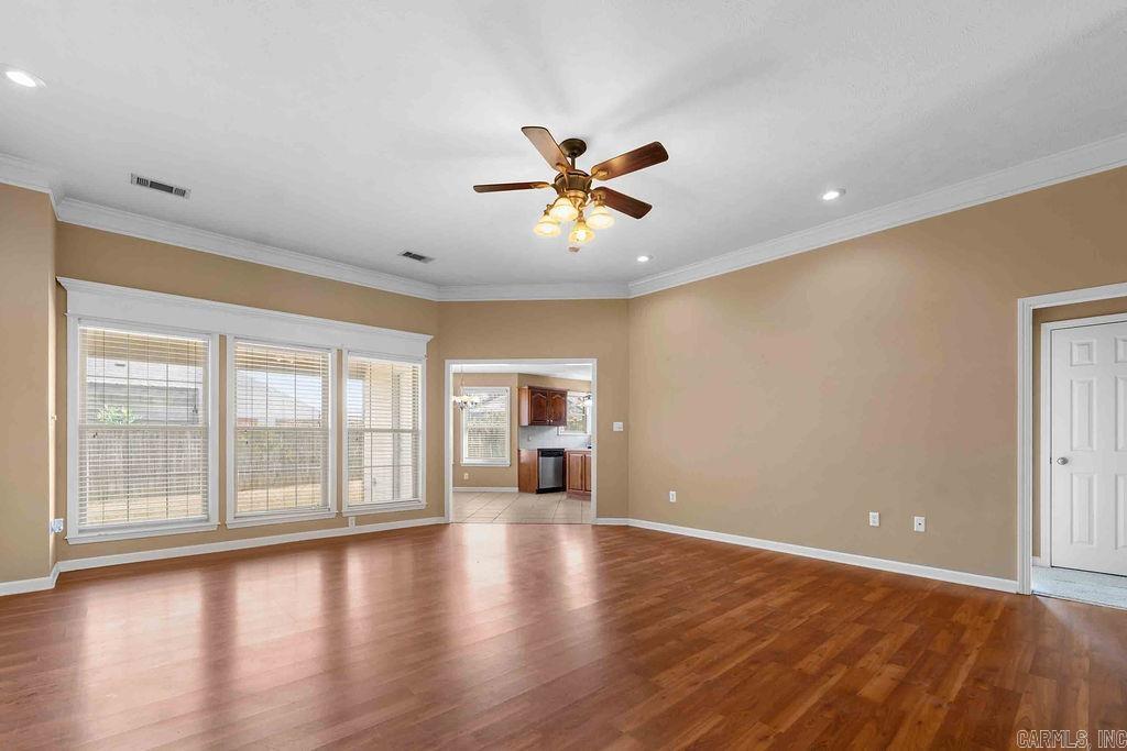 2222 Clara Dr Property Photo 29