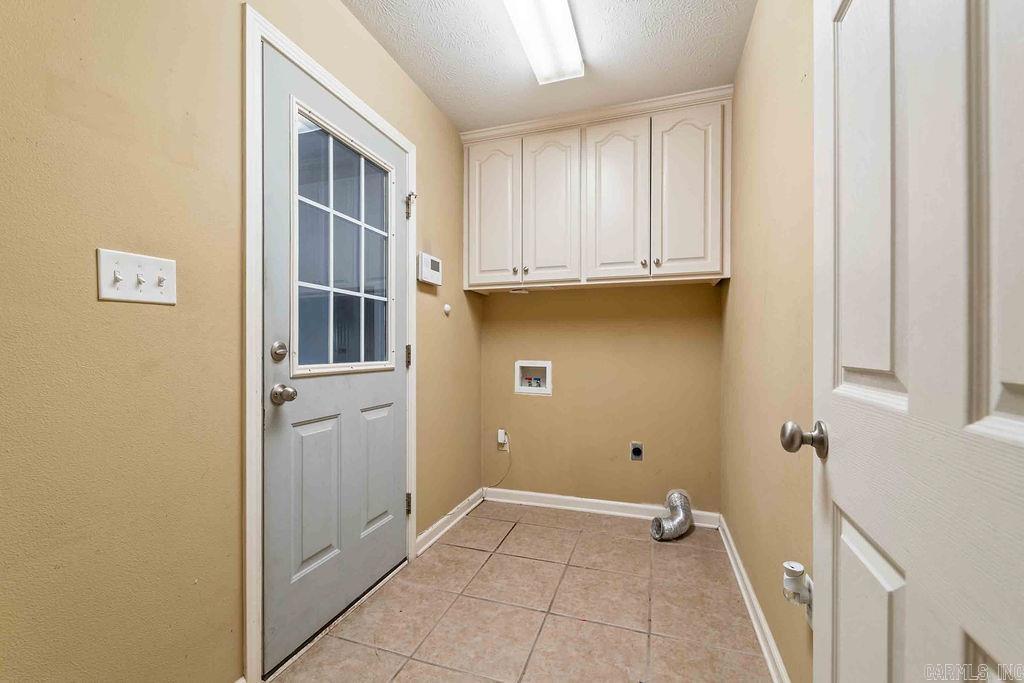 2222 Clara Dr Property Photo 32