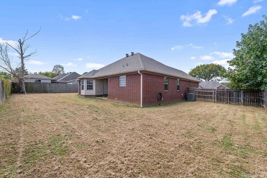 2222 Clara Dr Property Photo 33