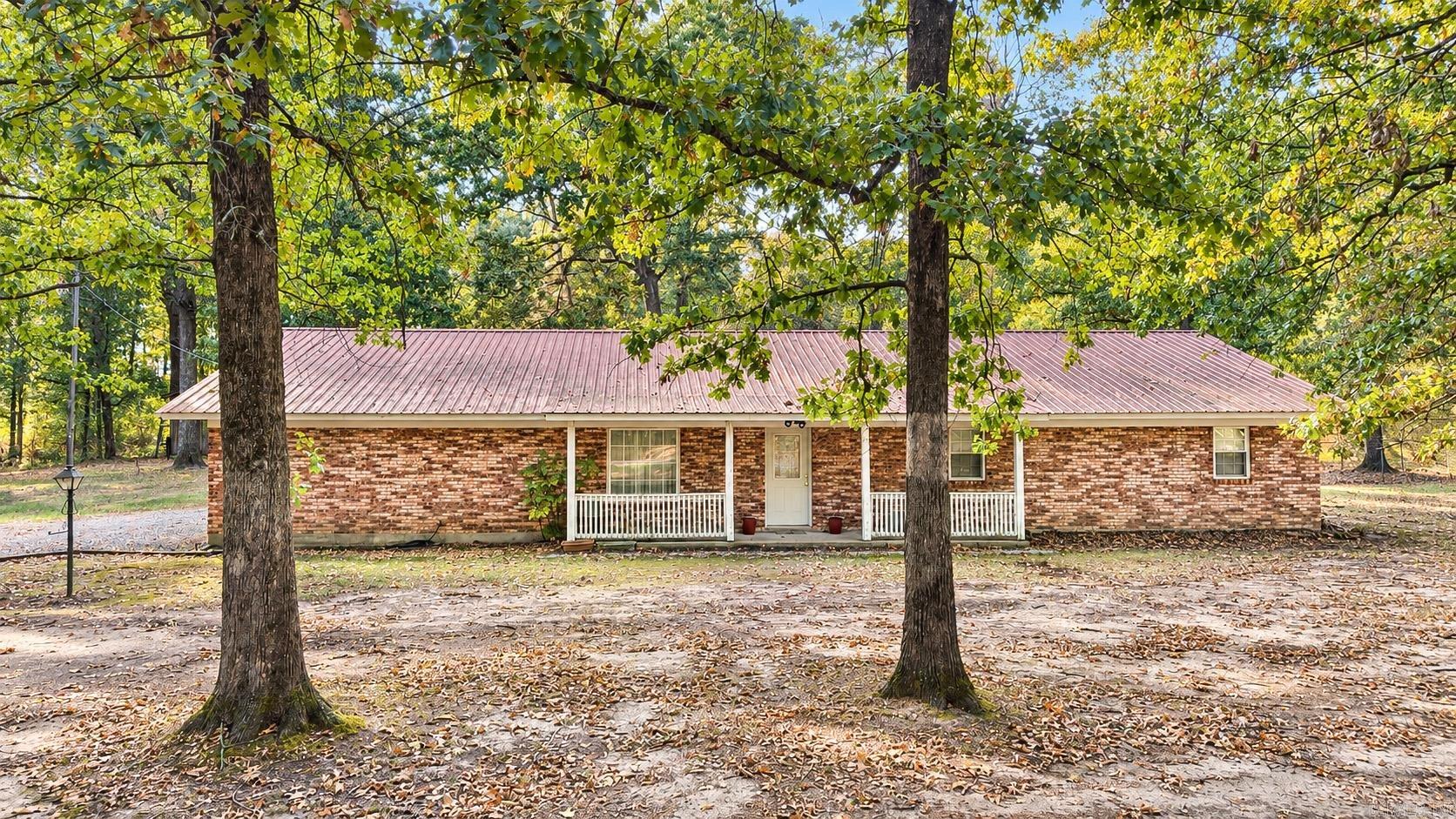 10624 Glendale Road Property Photo 3