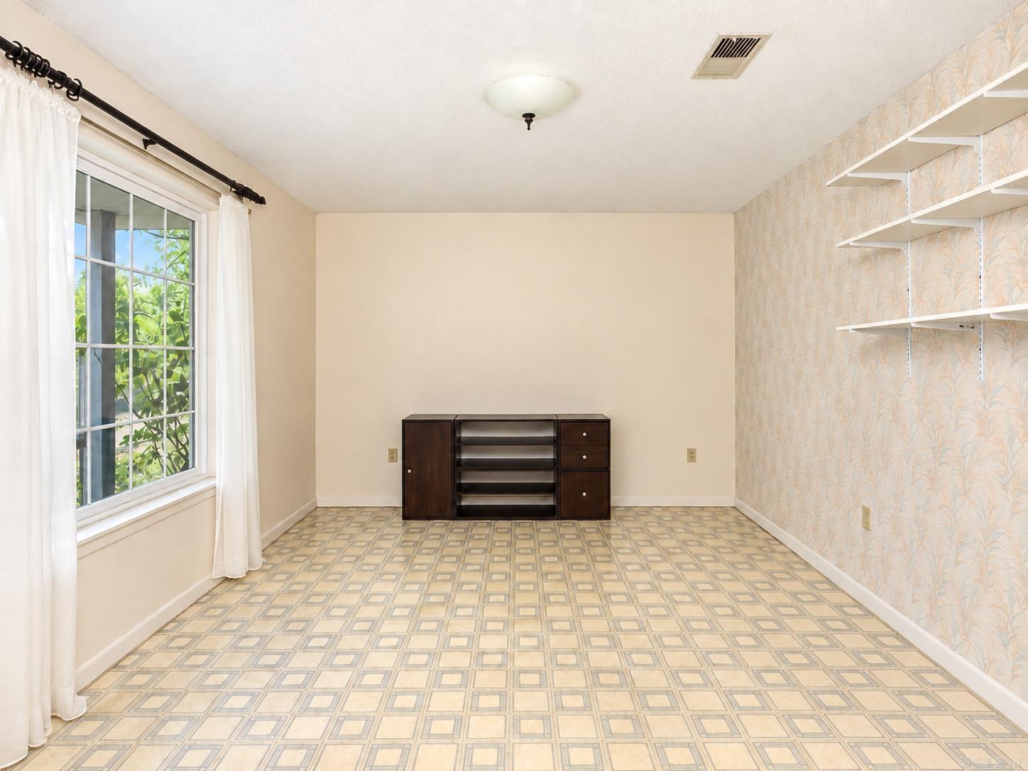 10624 Glendale Road Property Photo 17