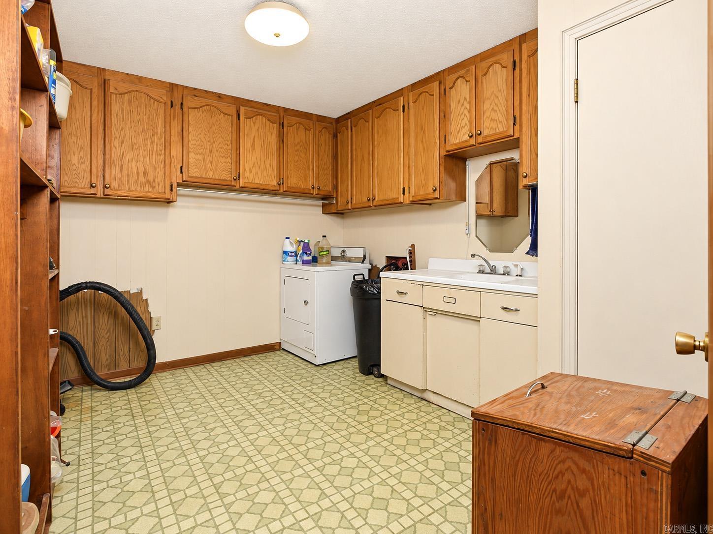 10624 Glendale Road Property Photo 23