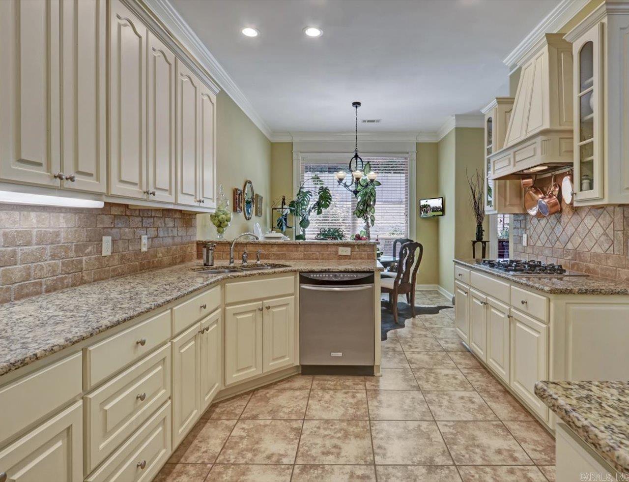 113 Burchwood Bay Cove Property Photo 8