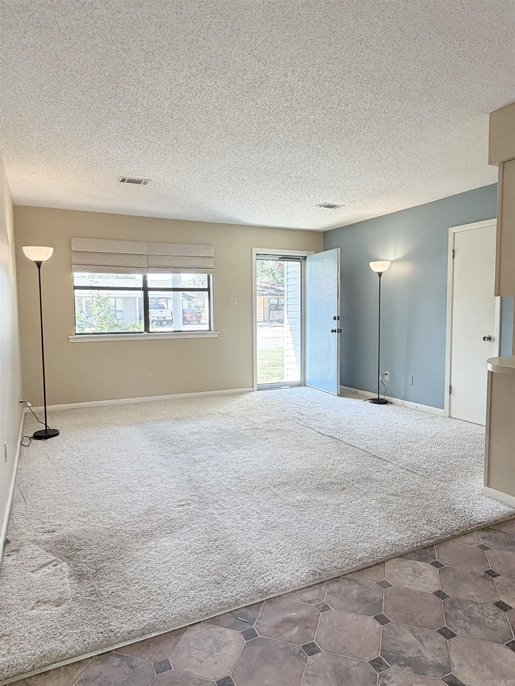 102 Fairway Drive Property Photo 4