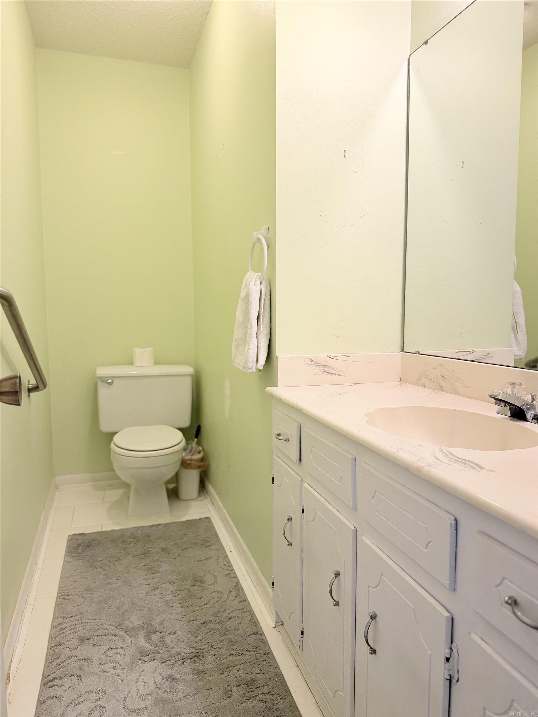 102 Fairway Drive Property Photo 10