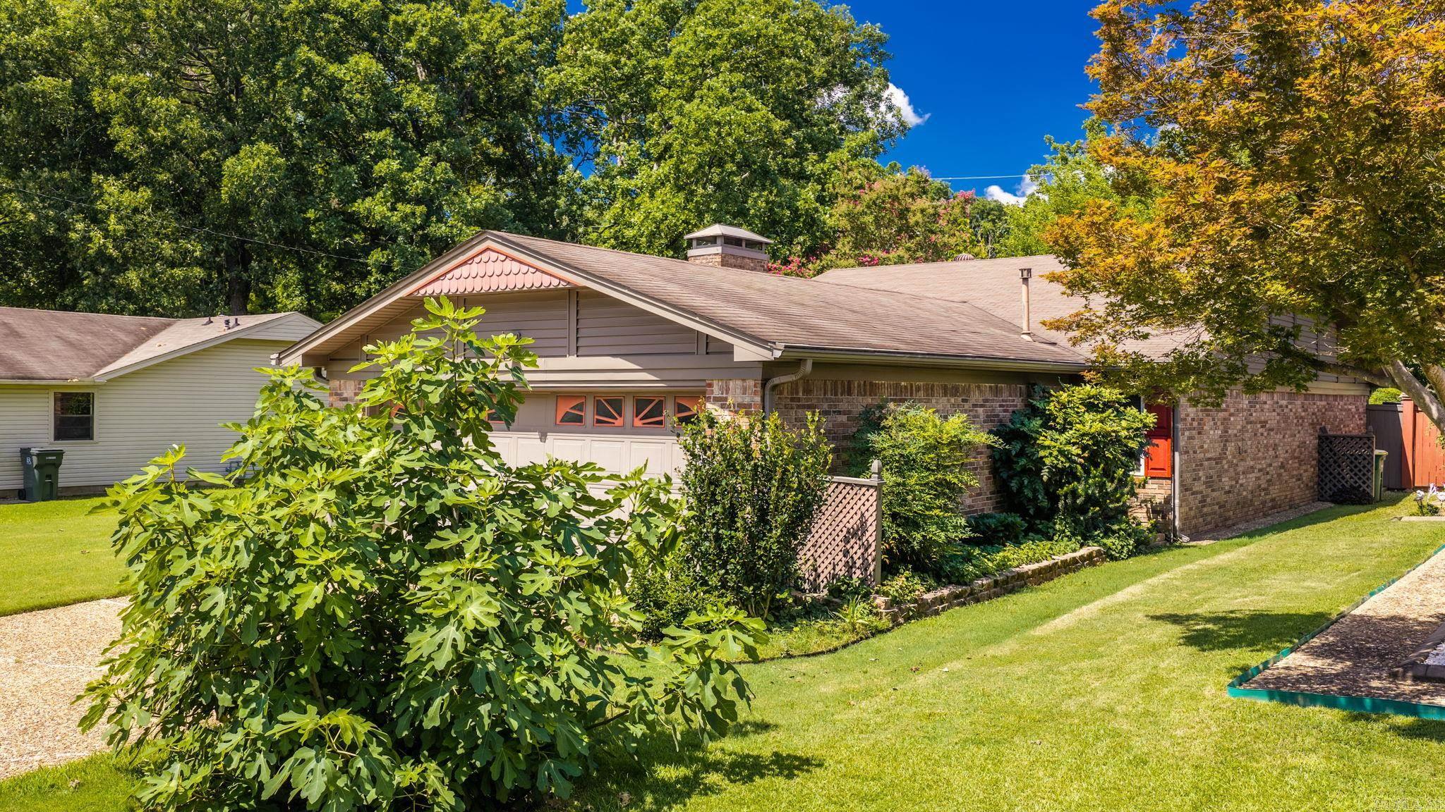 1400 Pickering Drive Property Photo 3